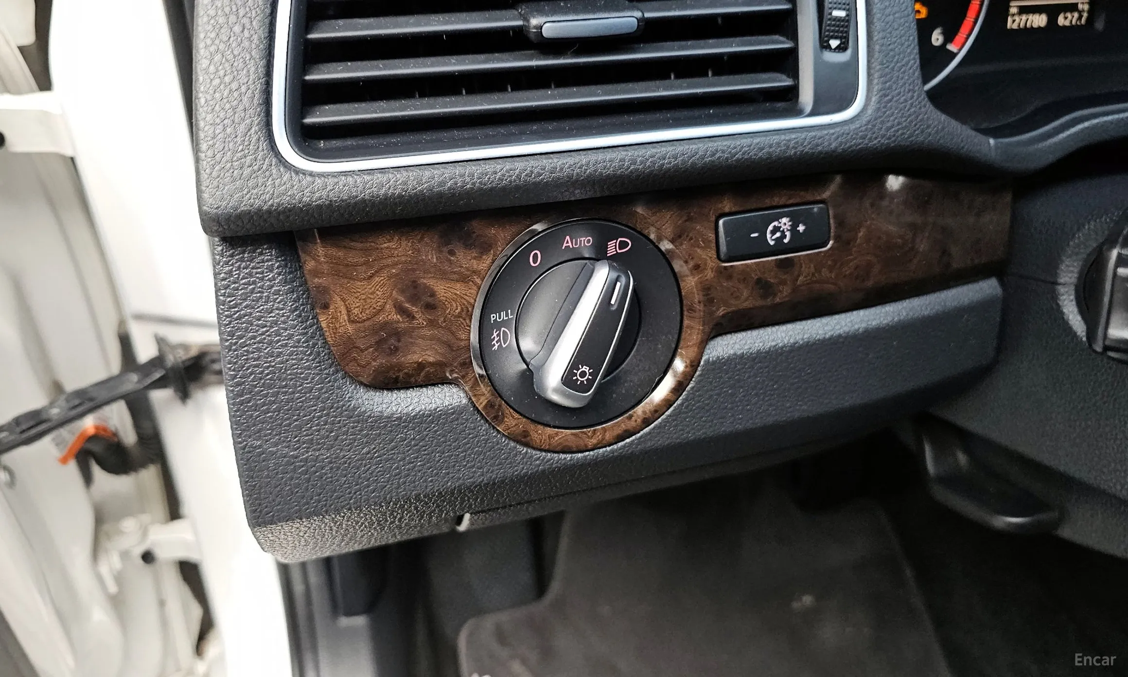 Volkswagen The New Passat превью 17