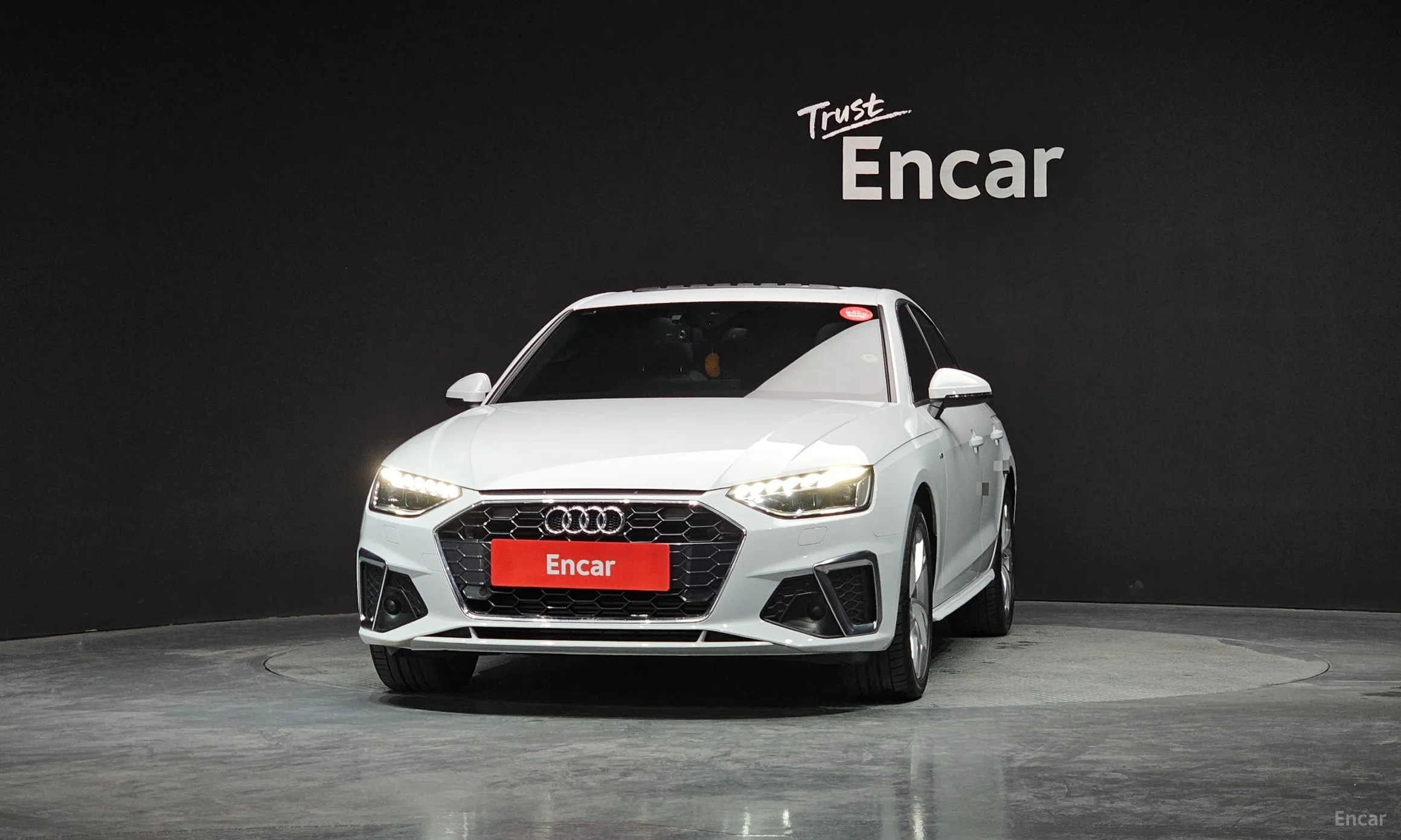 Audi A4 (B9) превью 3
