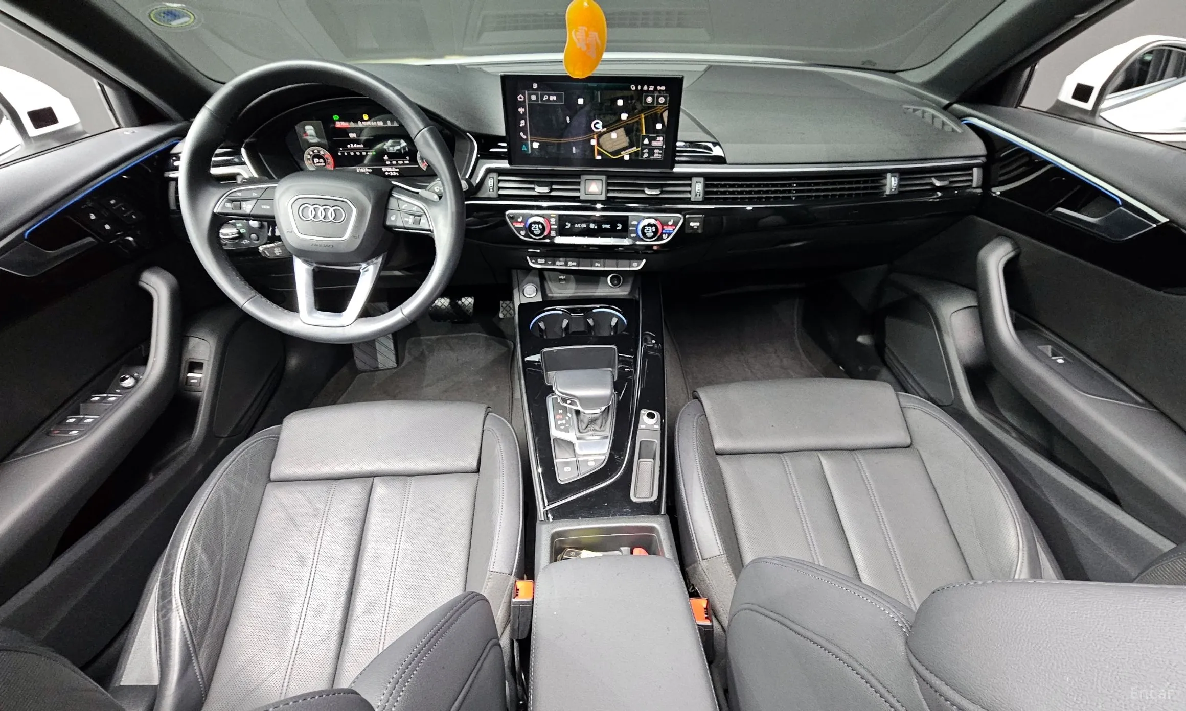 Audi A4 (B9) превью 7