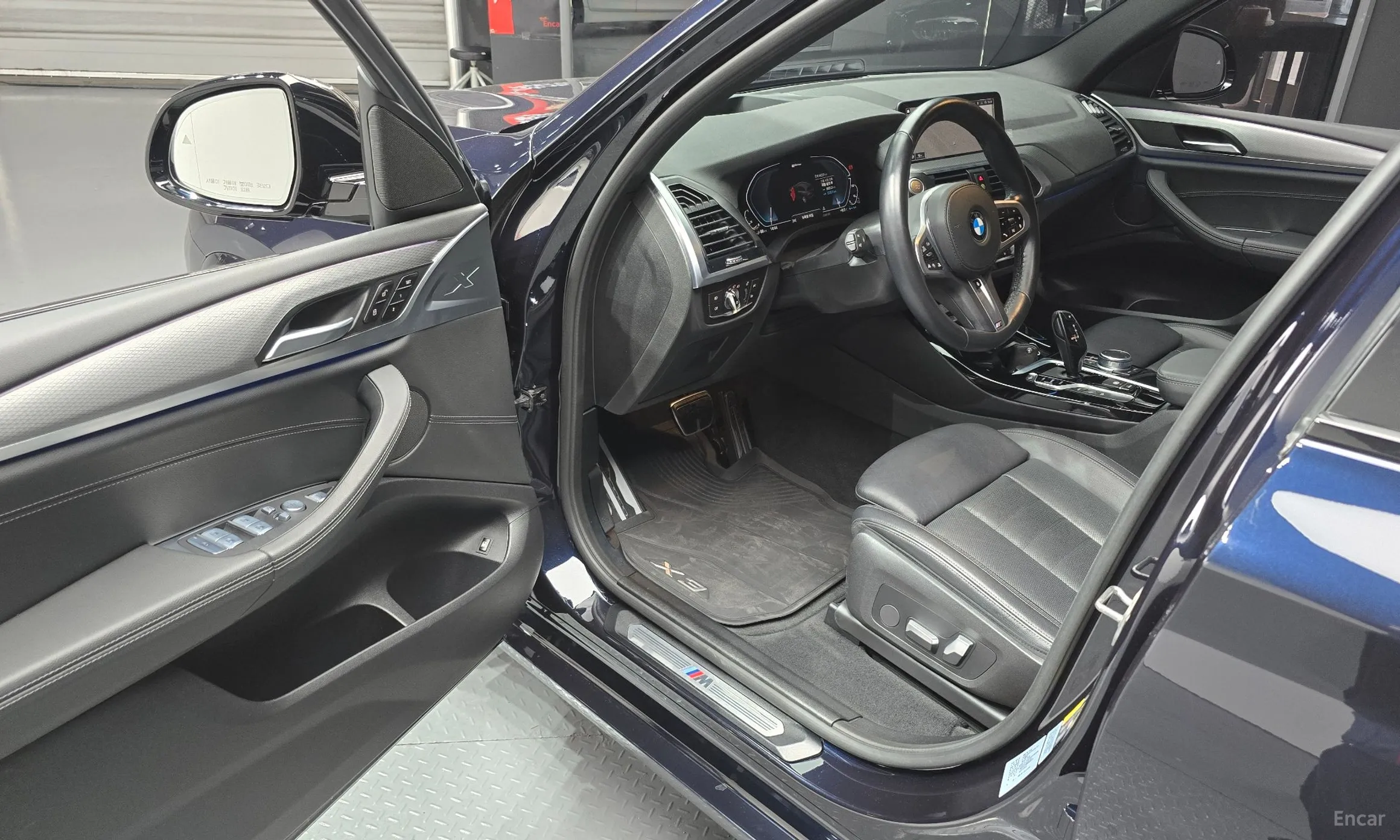 BMW X3 (G01) превью 11