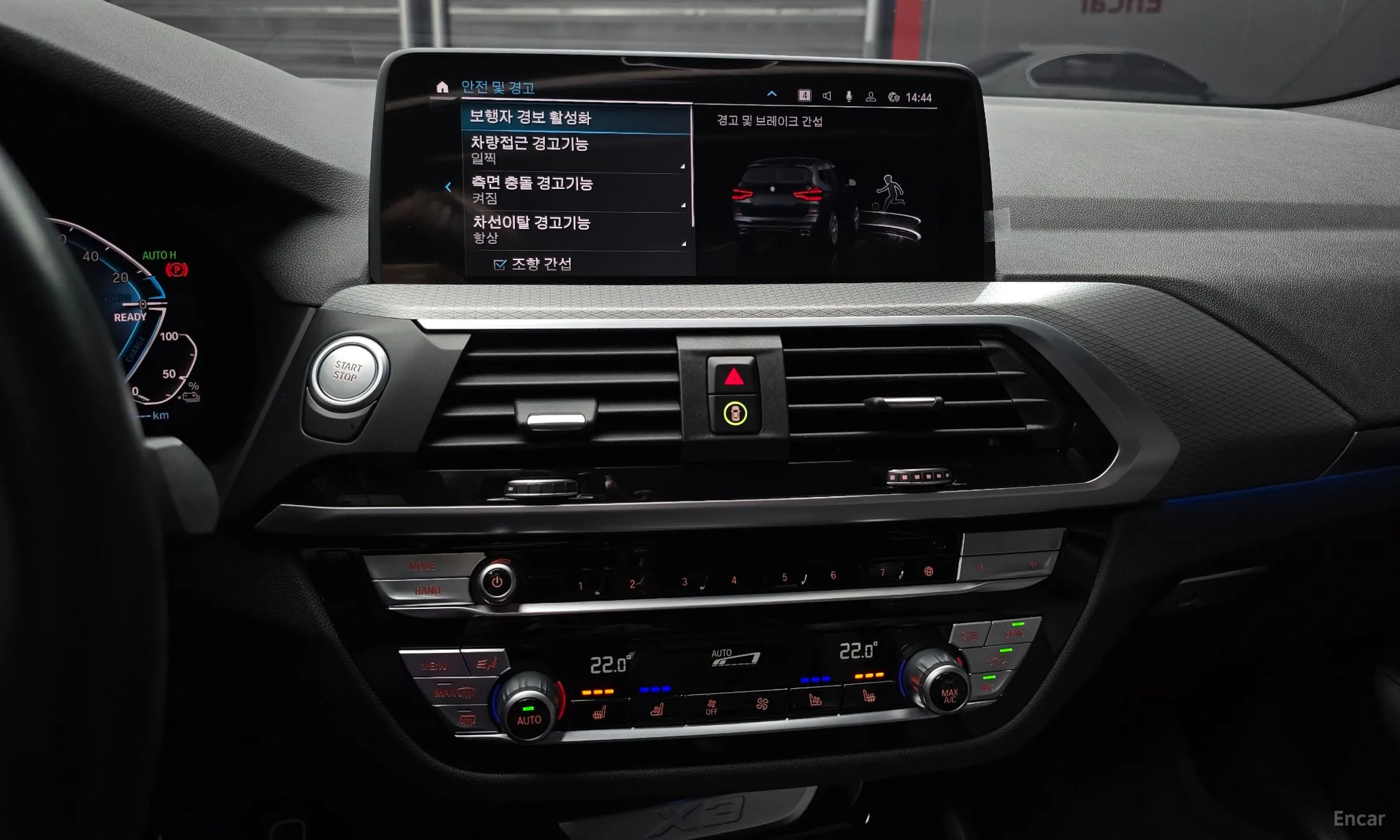 BMW X3 (G01) превью 14
