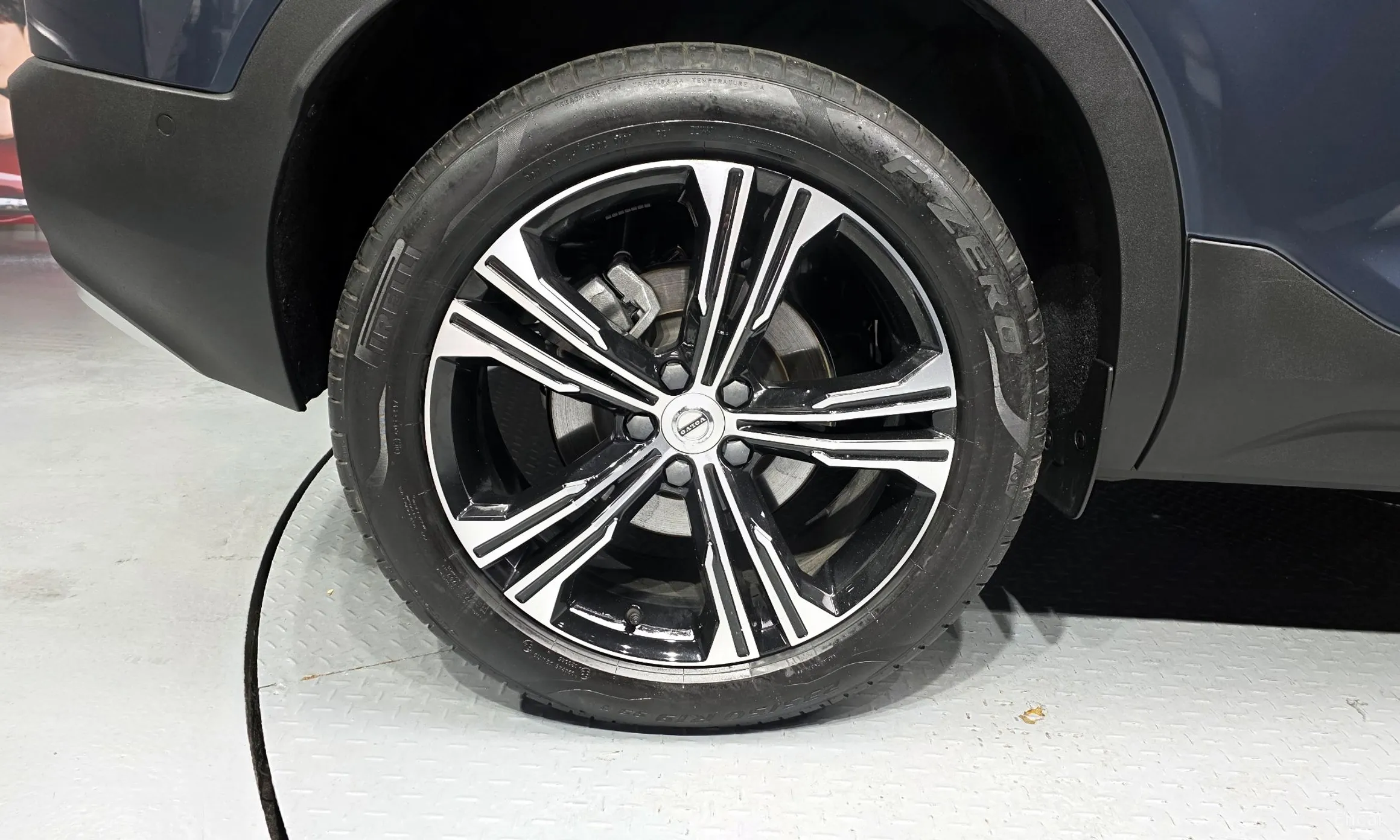 Volvo XC40 превью 5