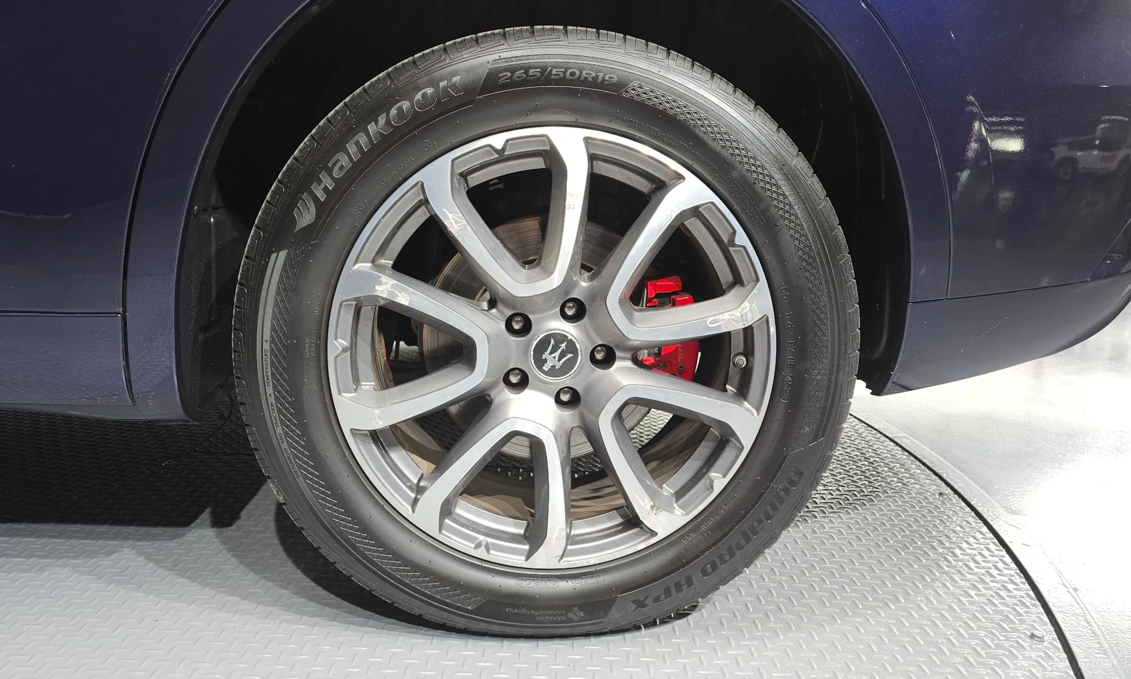 Maserati Levante превью 5