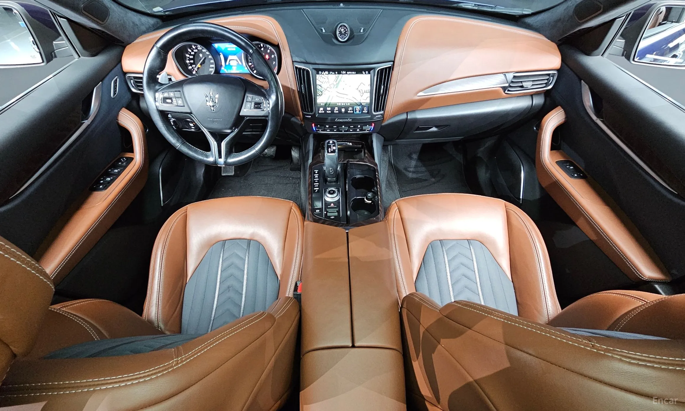 Maserati Levante превью 7