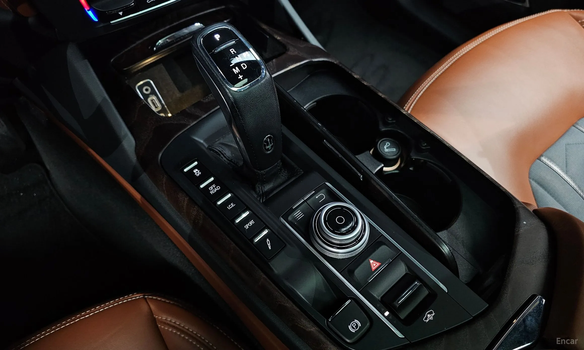 Maserati Levante превью 9