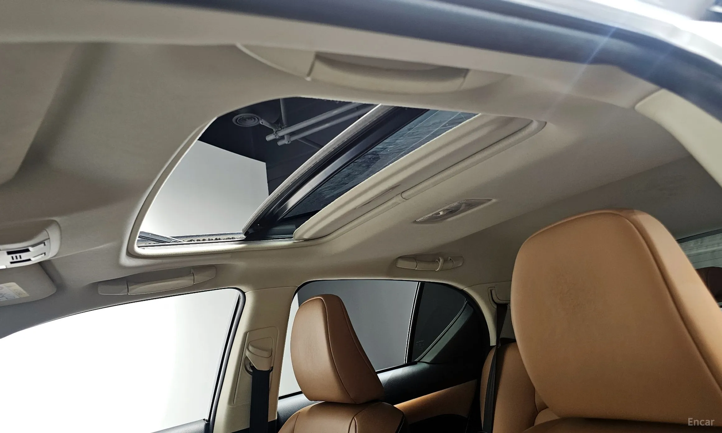 Lexus CT200h превью 19