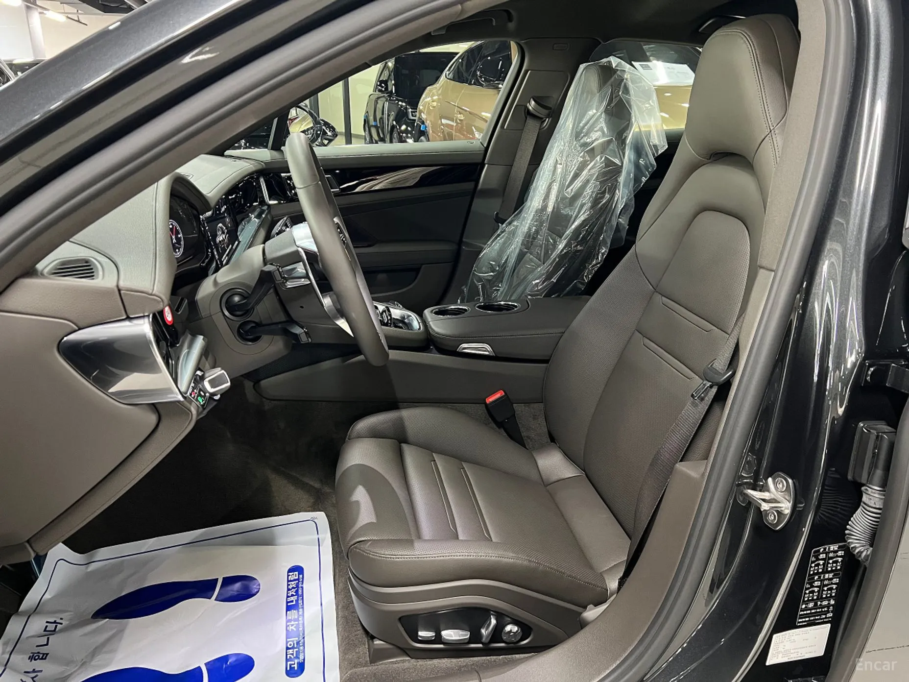 Porsche Panamera (971) превью 7