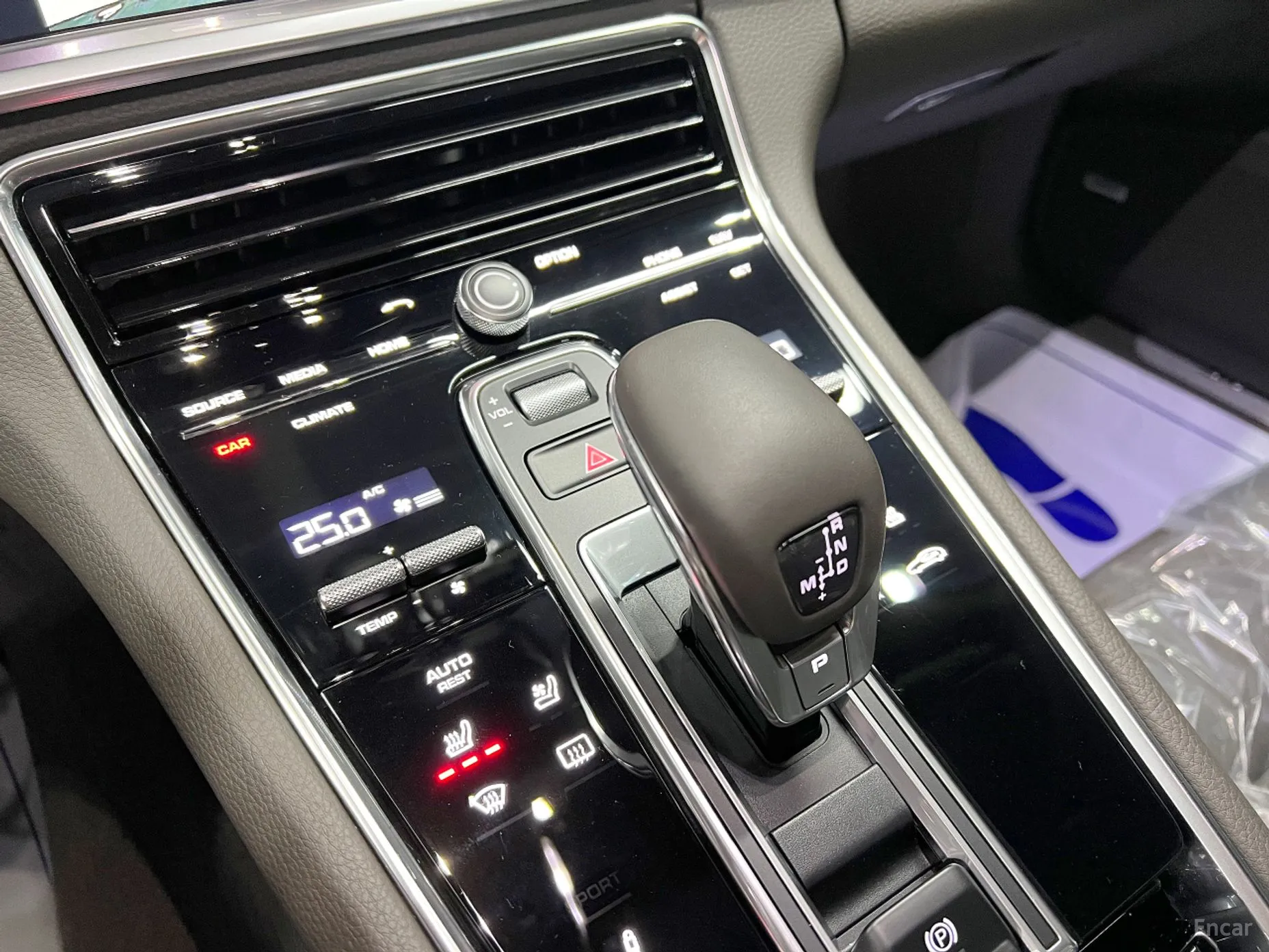 Porsche Panamera (971) превью 9