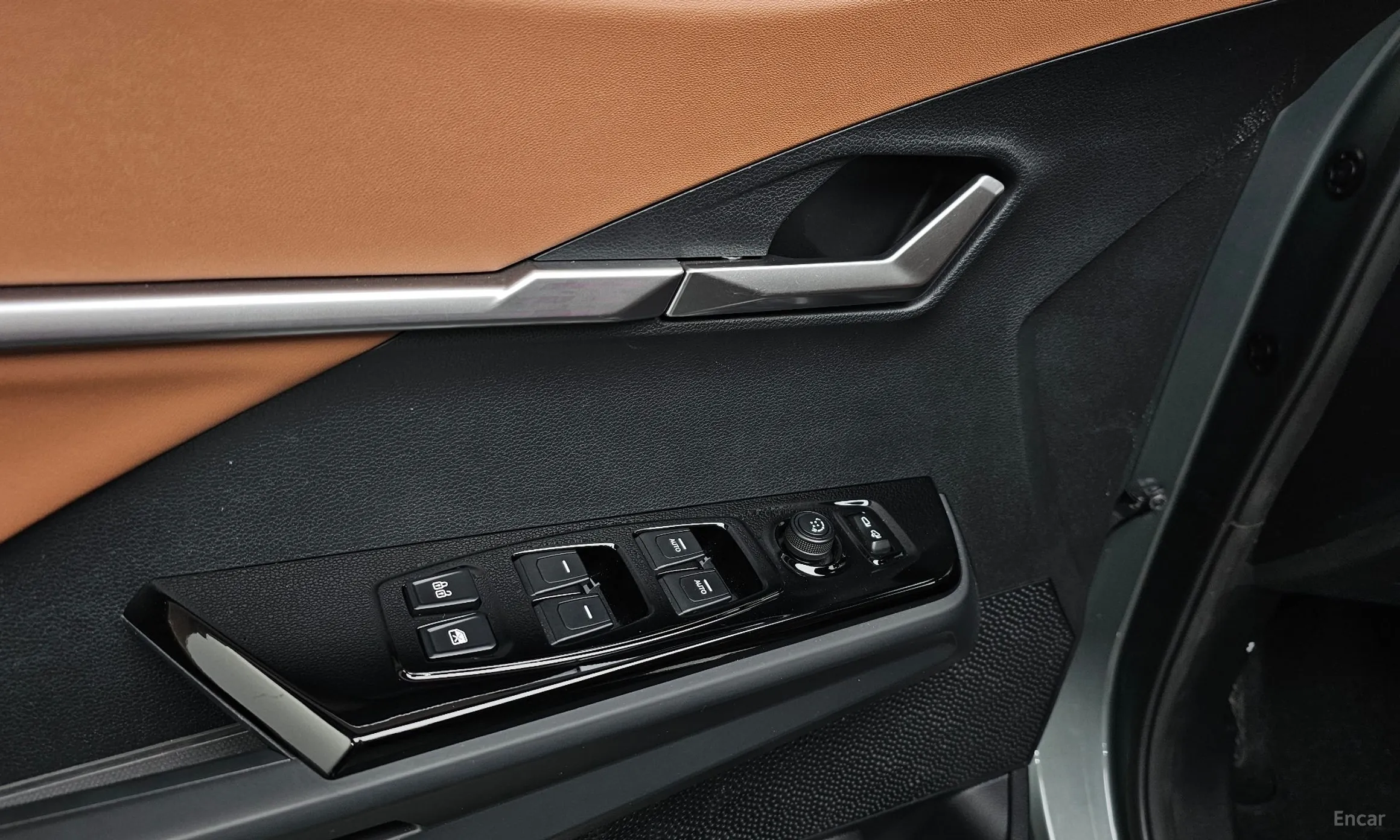 KG Mobility (SsangYong) Torres превью 16