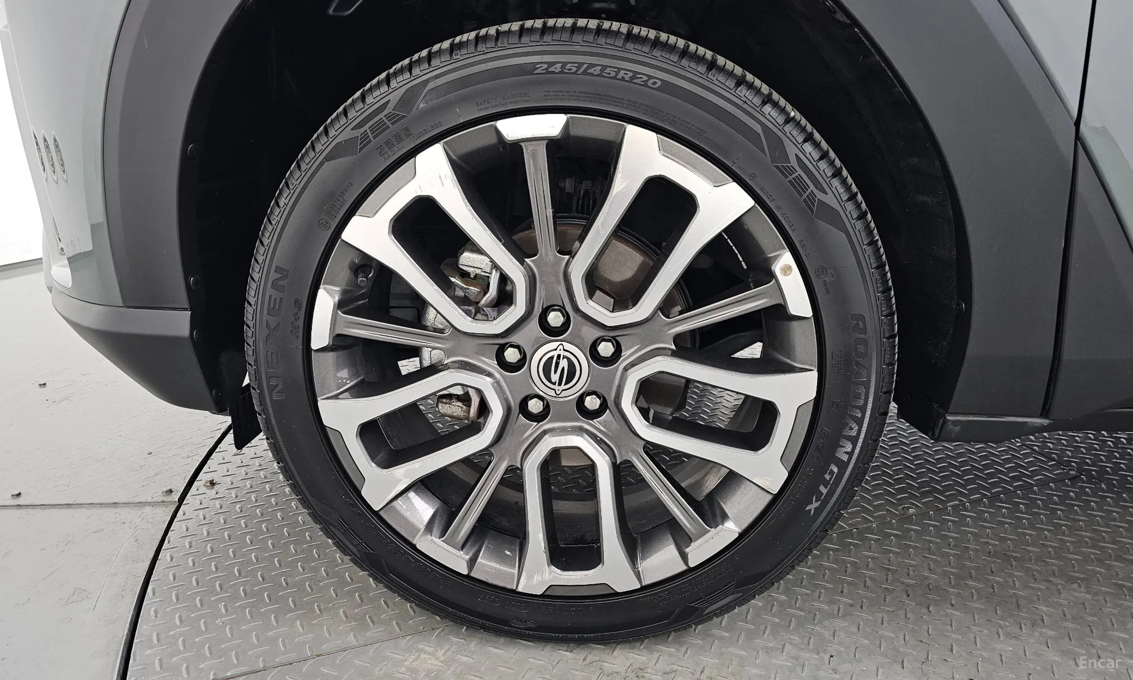 KG Mobility (SsangYong) Torres превью 5