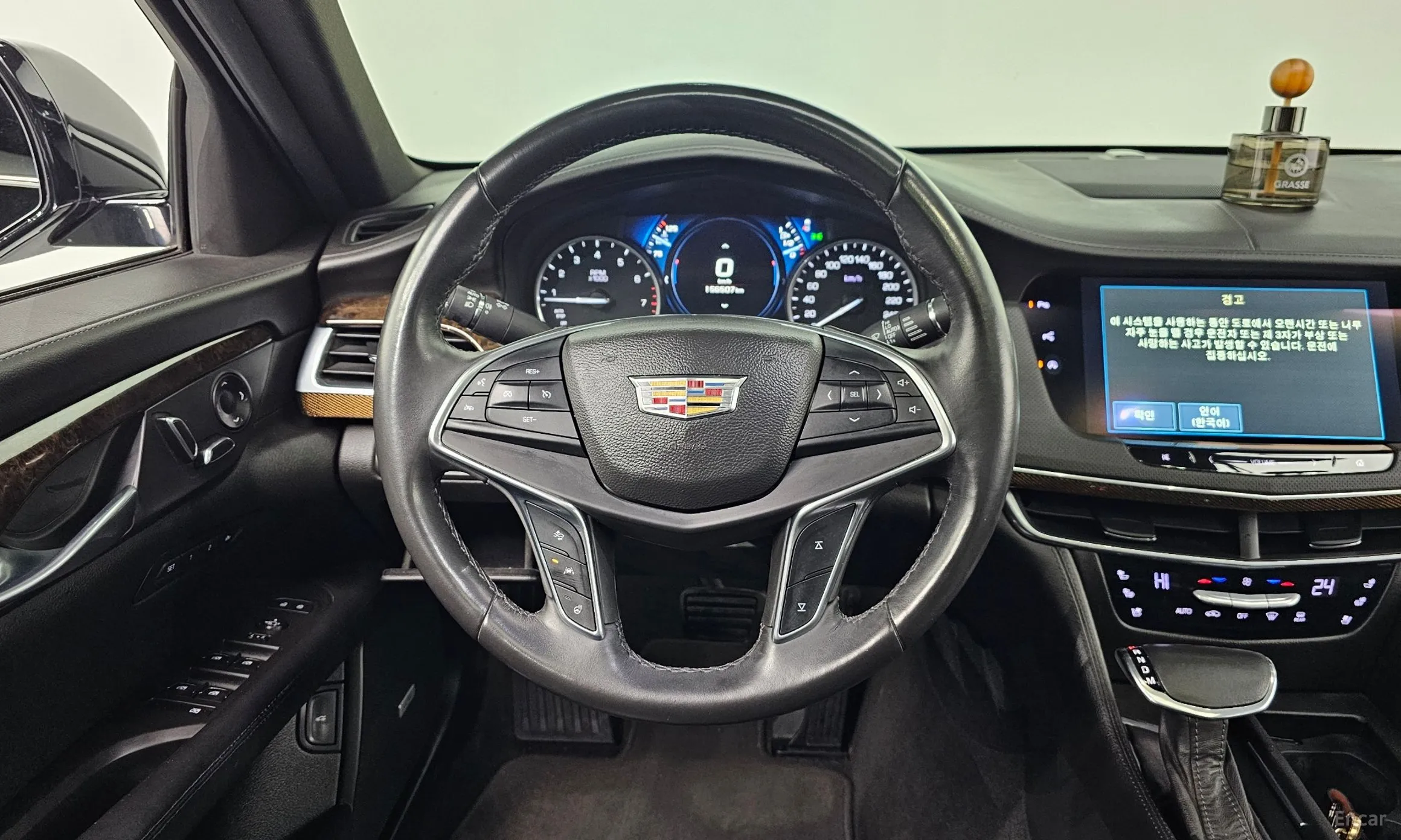 Cadillac CT6 превью 13