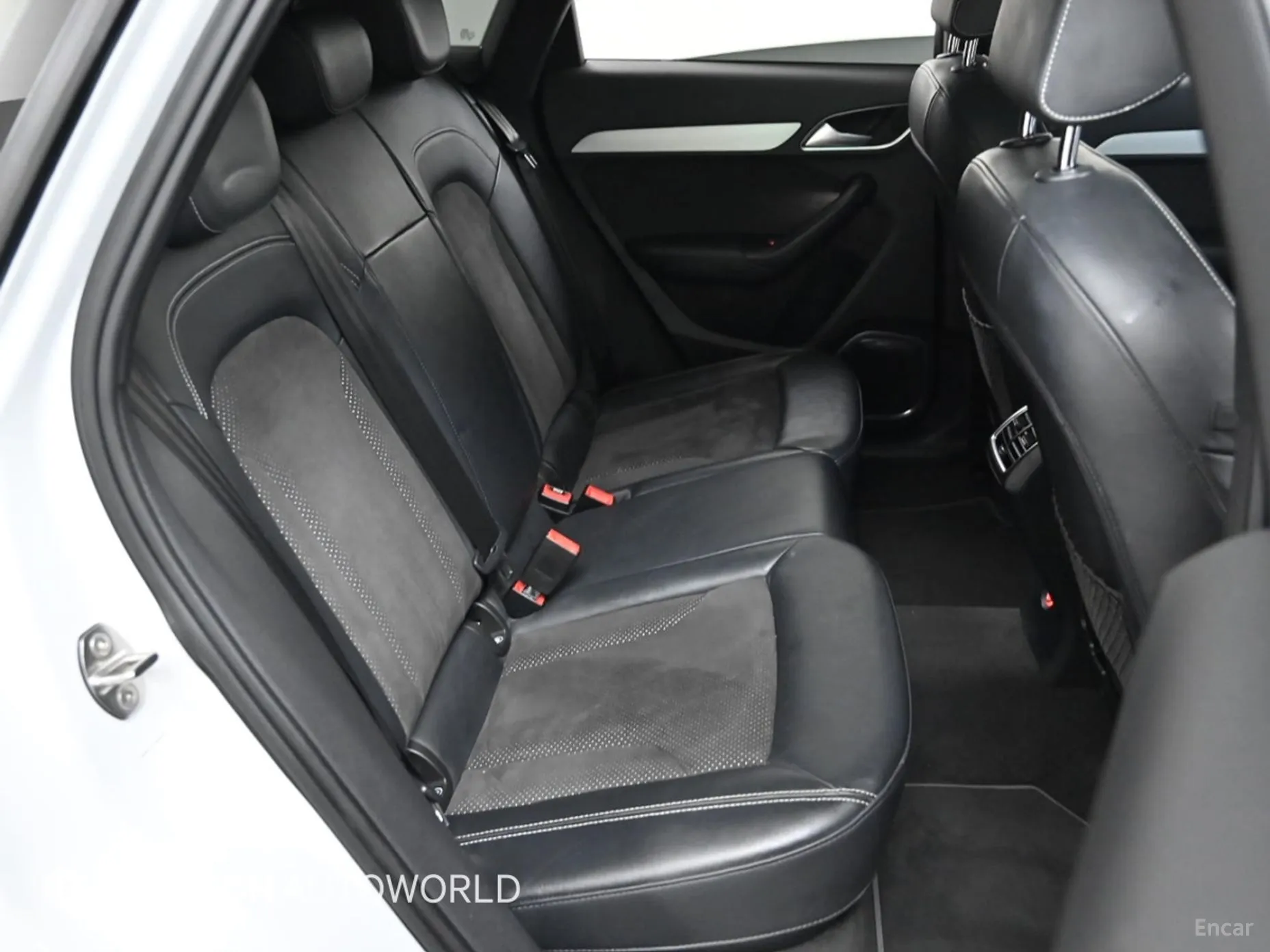 Audi Q3 превью 12