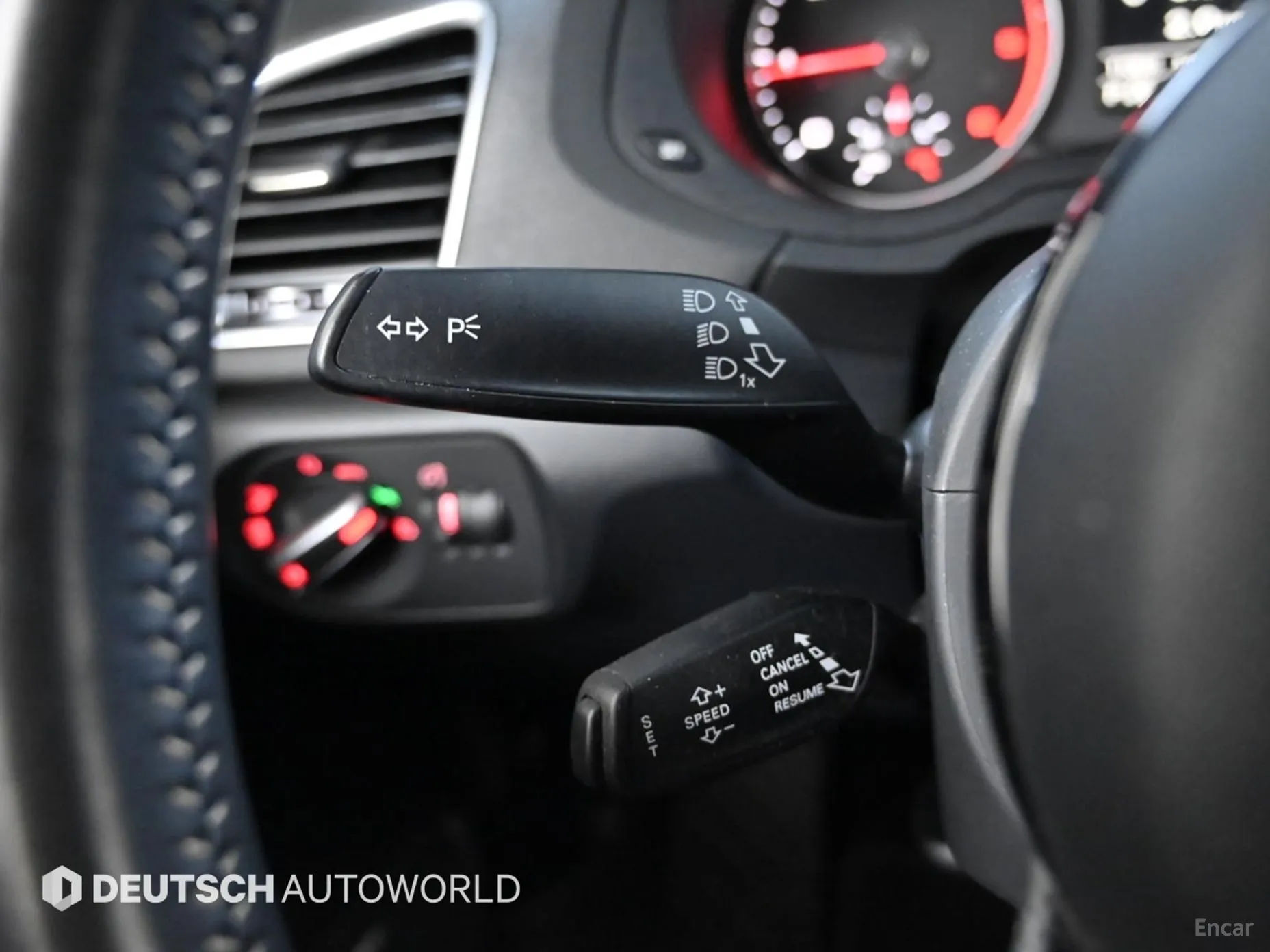 Audi Q3 превью 17