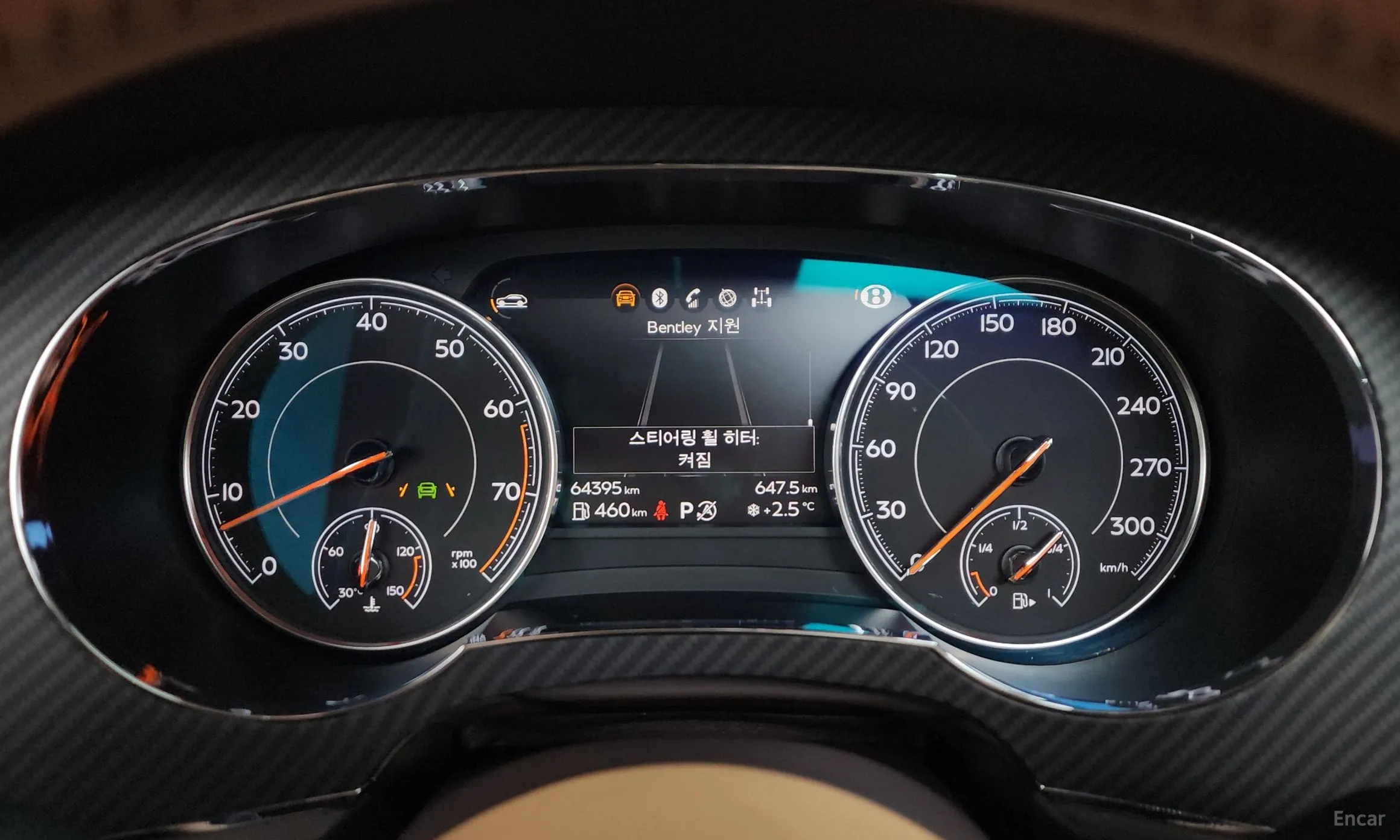 Bentley Bentayga превью 8