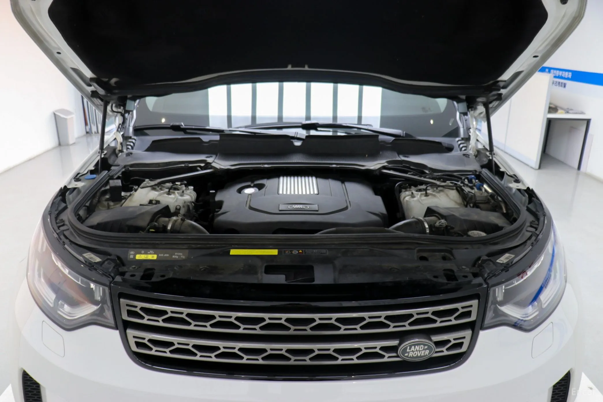 Land Rover Discovery 5 превью 18
