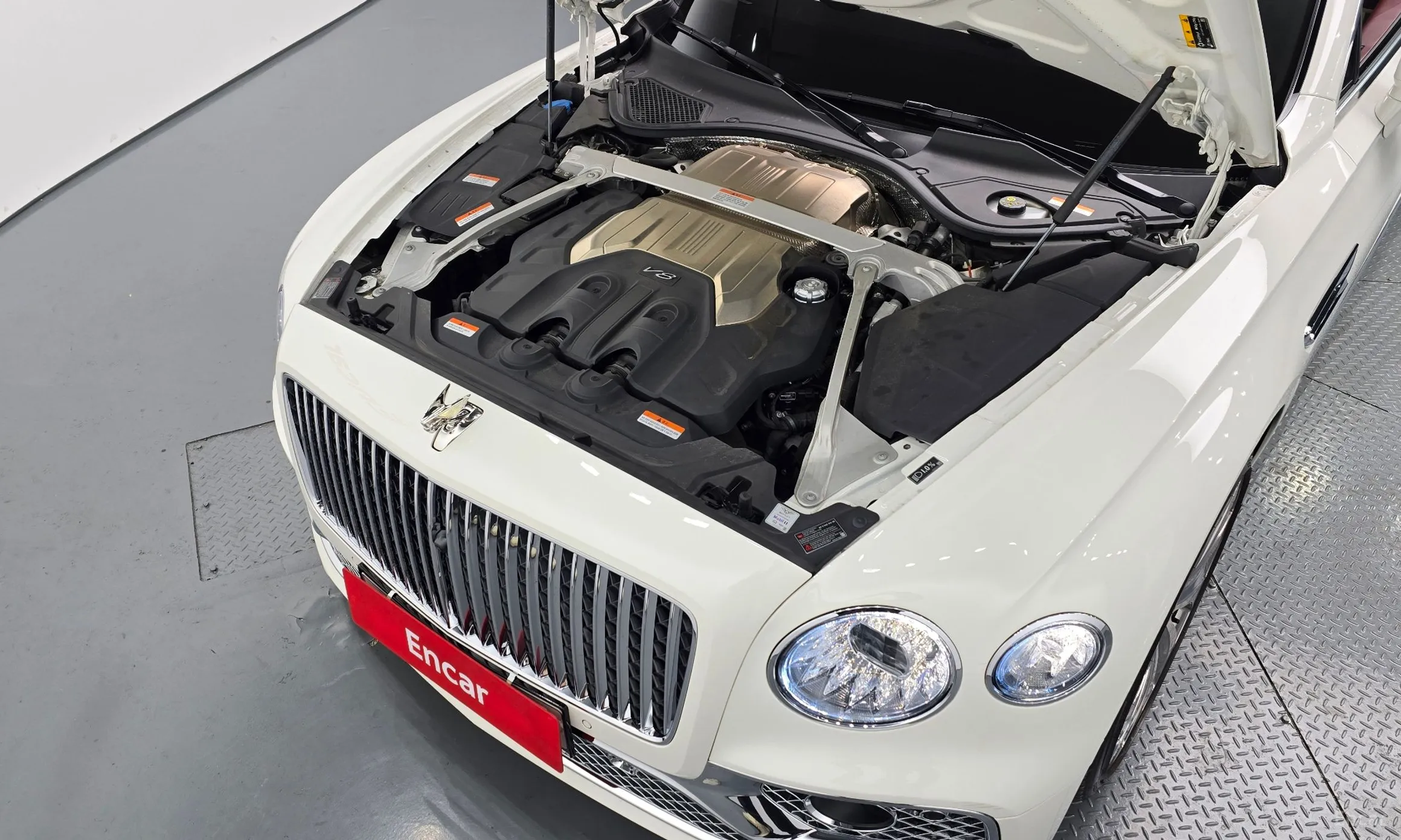 Bentley Flying Spur 3rd Generation превью 6