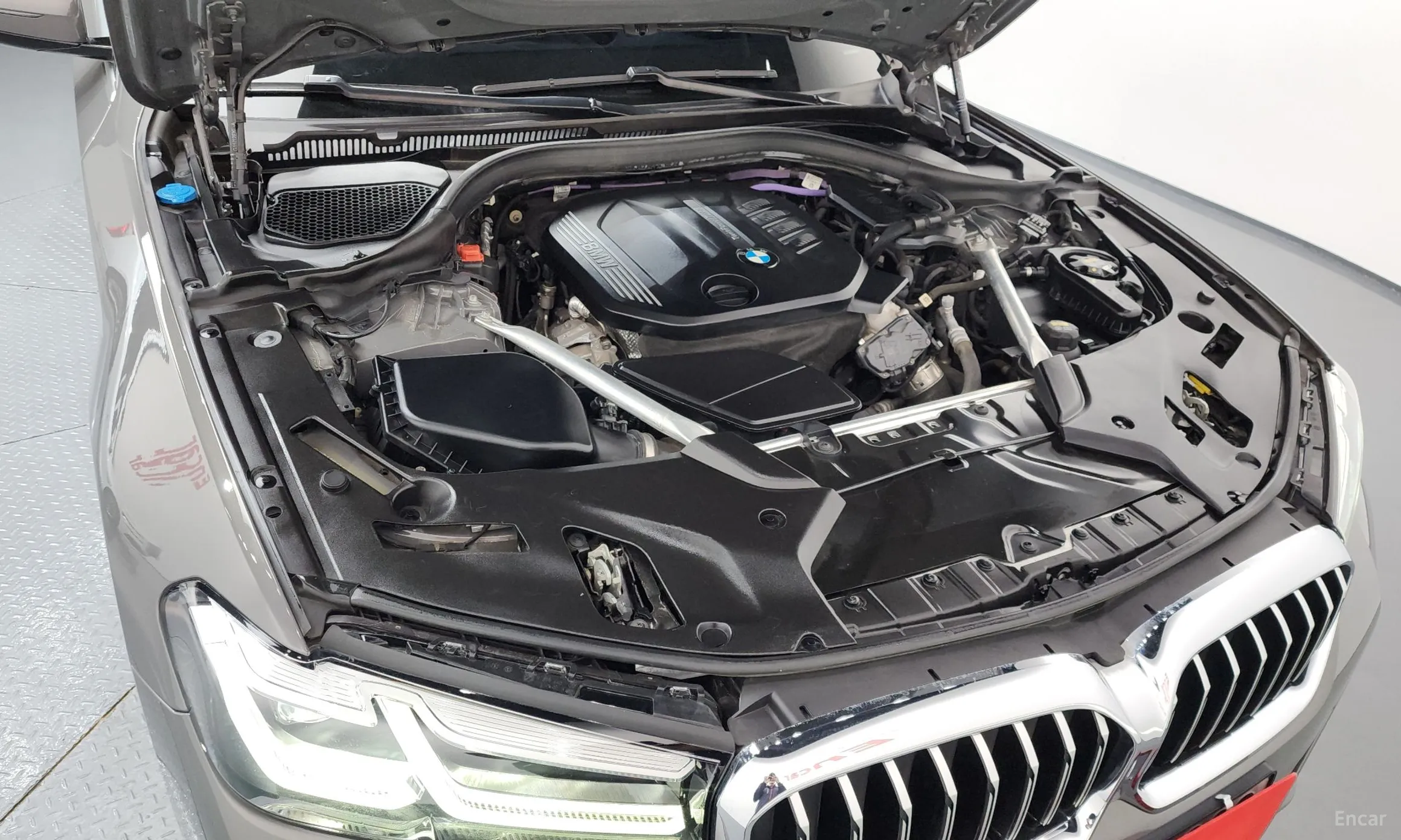 BMW 5 Series (G30) превью 6