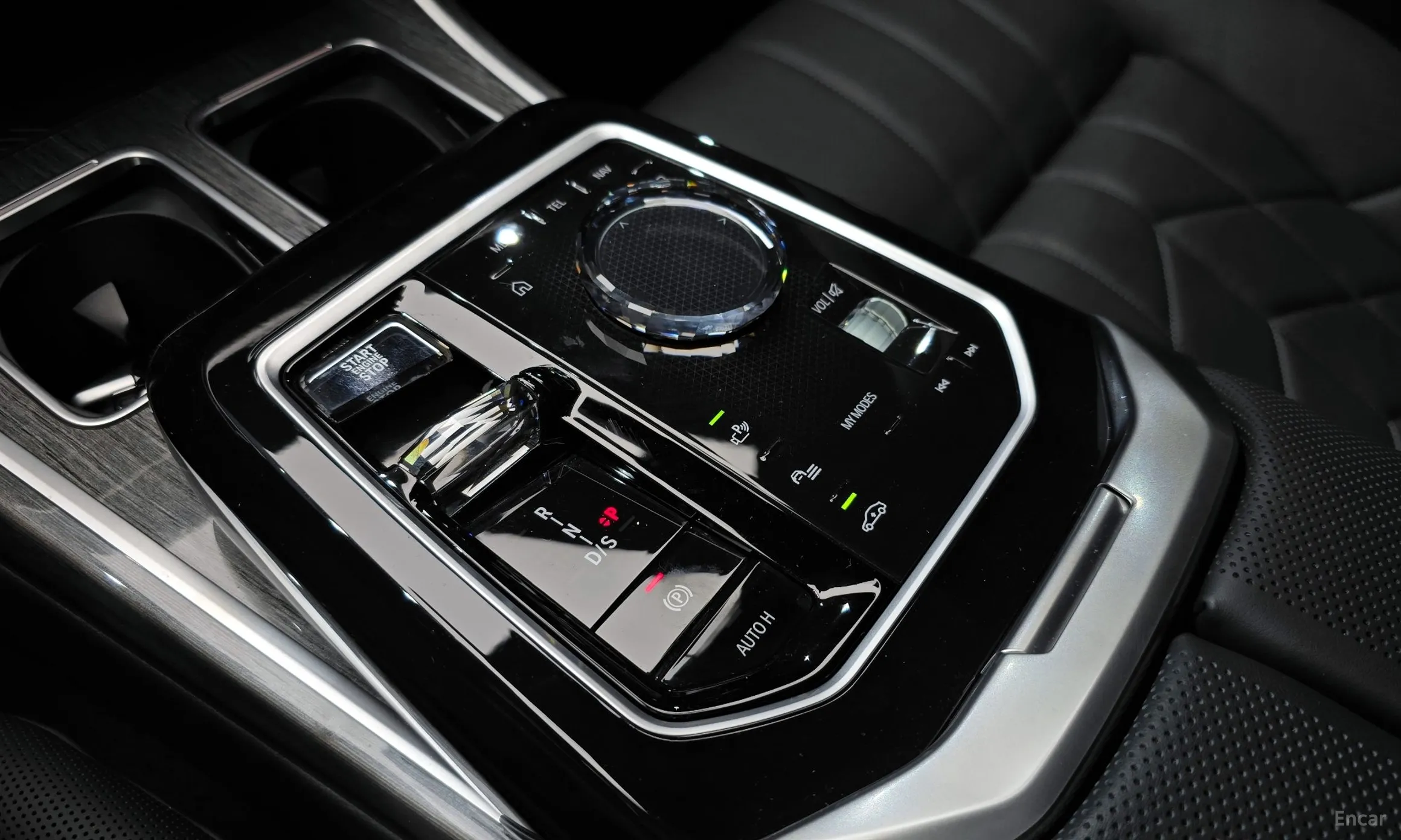 BMW 7 Series (G70) превью 9