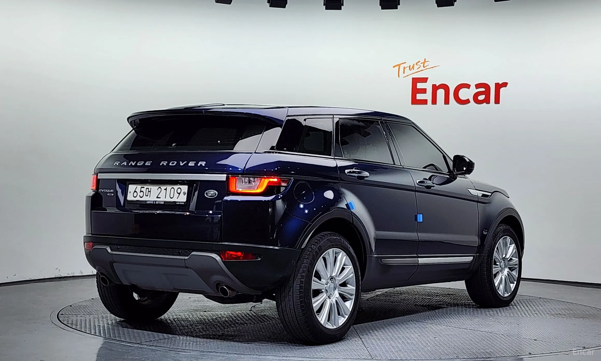 Land Rover Range Rover Evoque превью 2