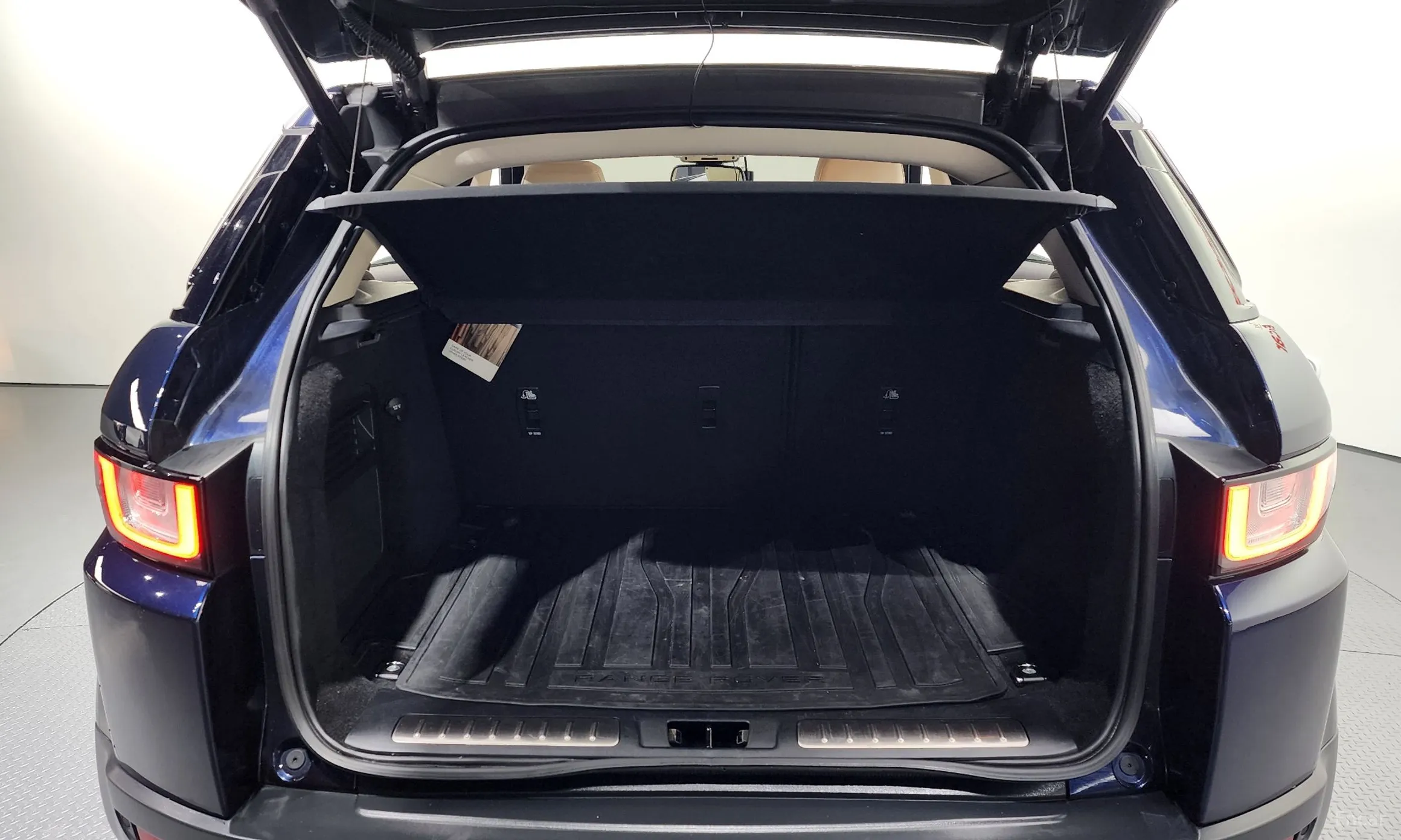 Land Rover Range Rover Evoque превью 20