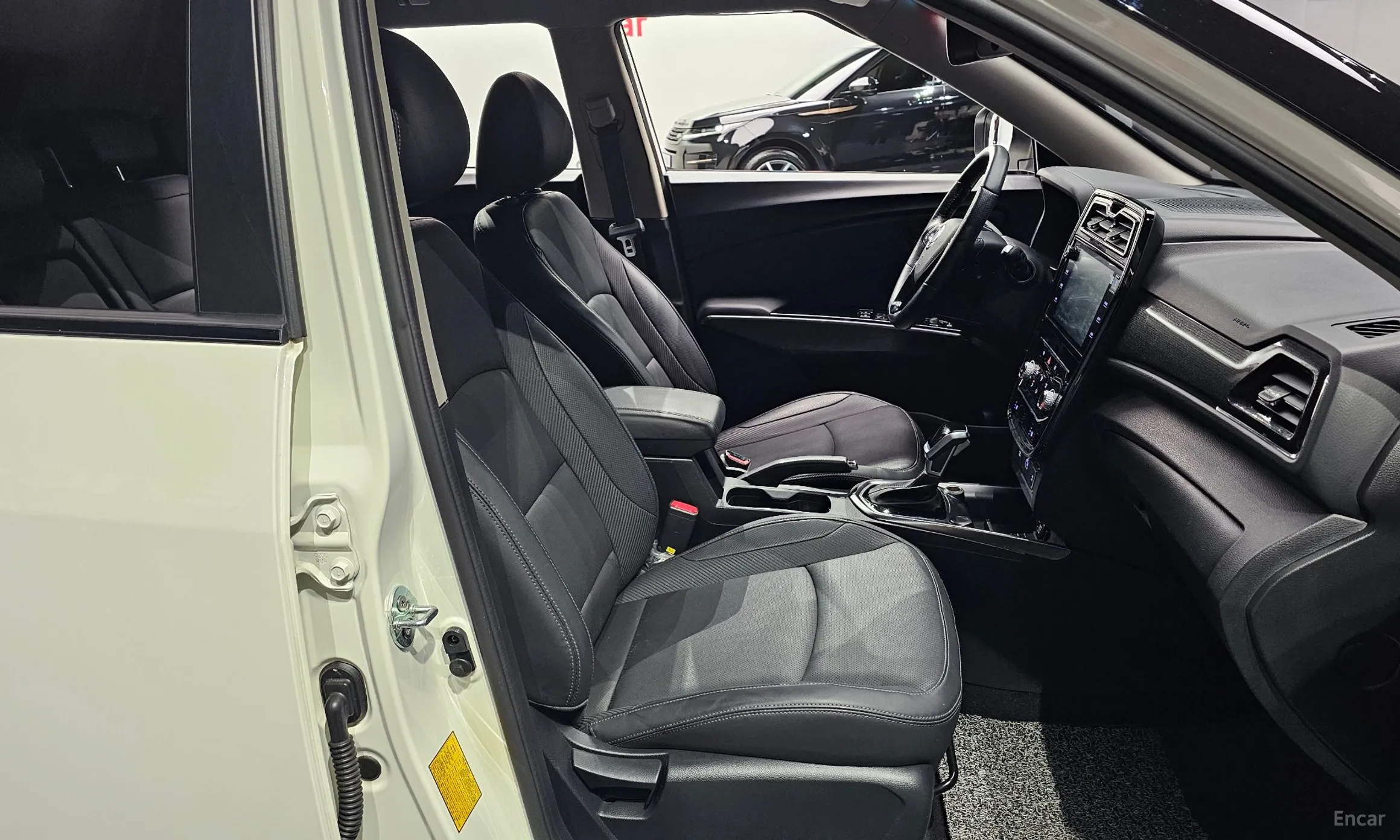 KG Mobility (SsangYong) Berry New Tivoli превью 10