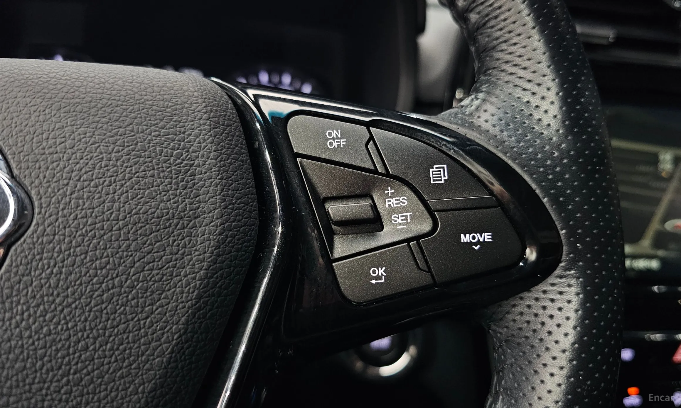 KG Mobility (SsangYong) Berry New Tivoli превью 19