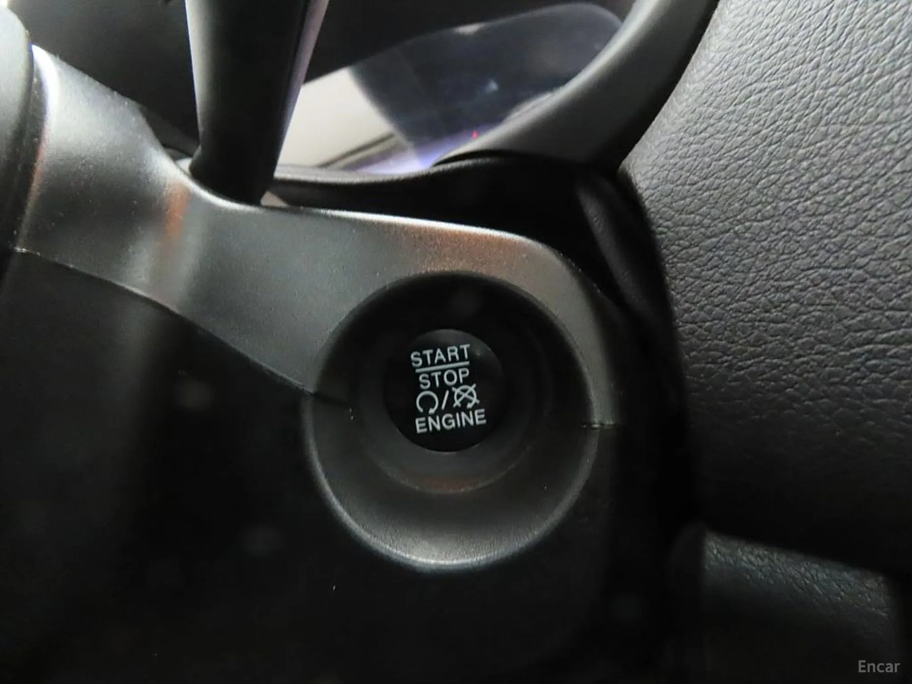 Jeep Renegade превью 16