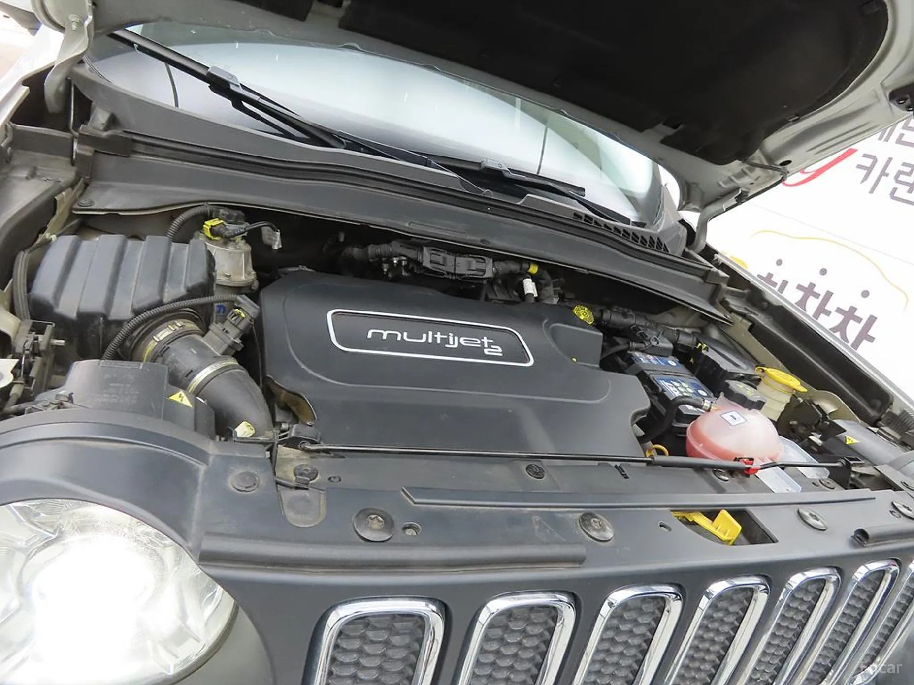 Jeep Renegade превью 19