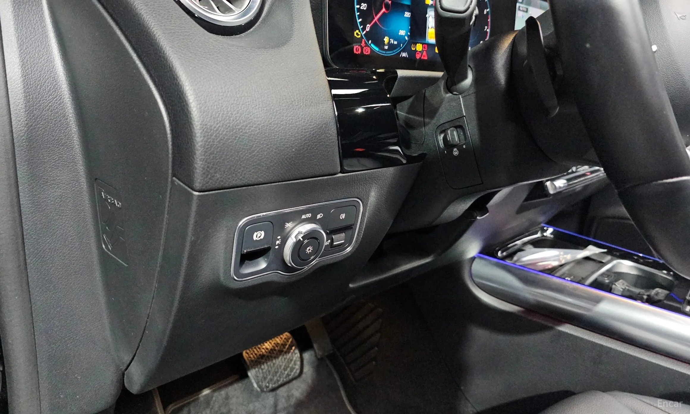 Mercedes Benz GLA-Class H247 превью 18