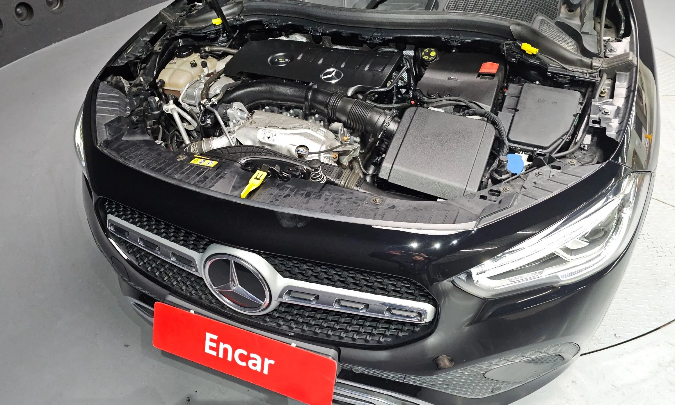 Mercedes Benz GLA-Class H247 превью 6
