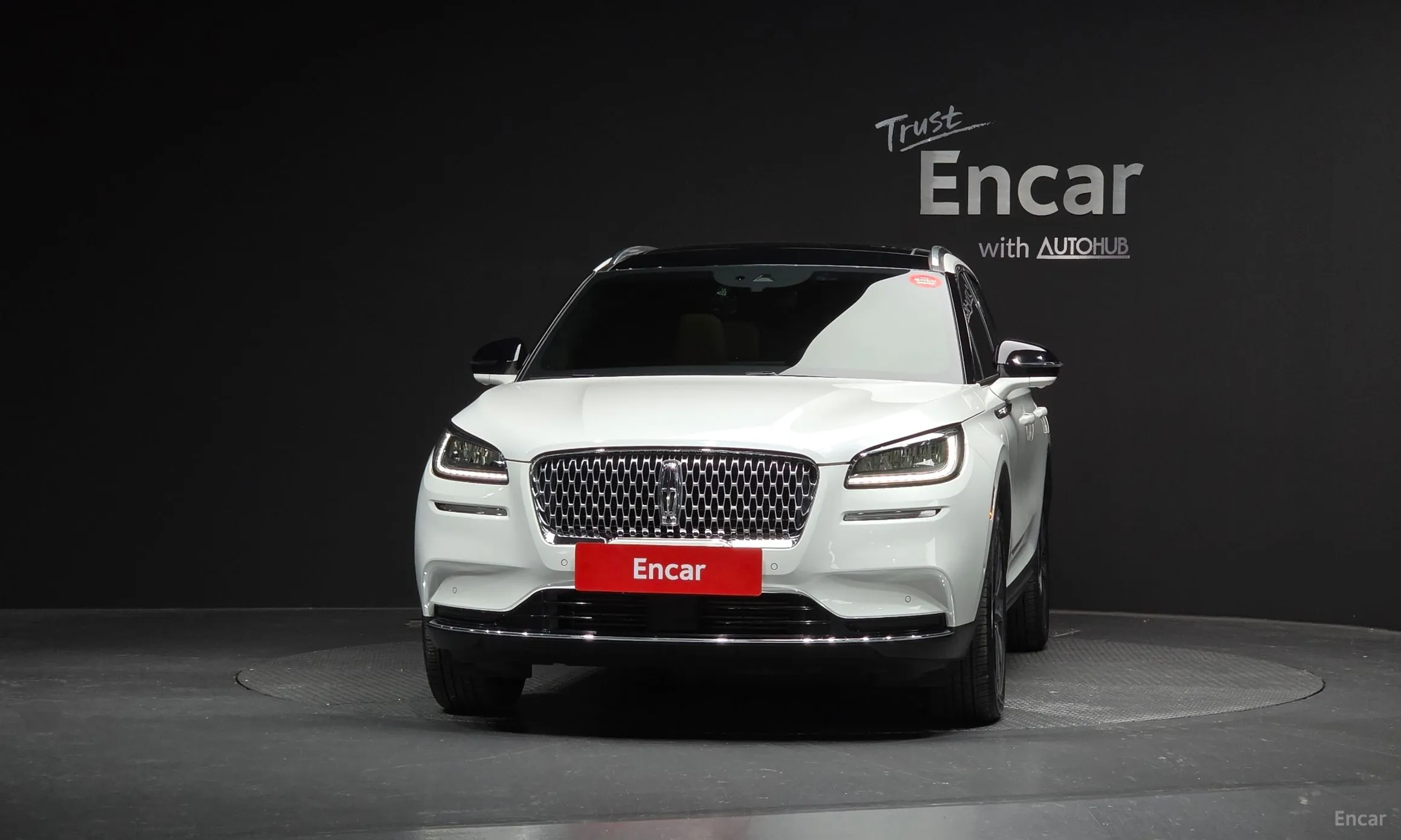 Lincoln Corsair превью 3