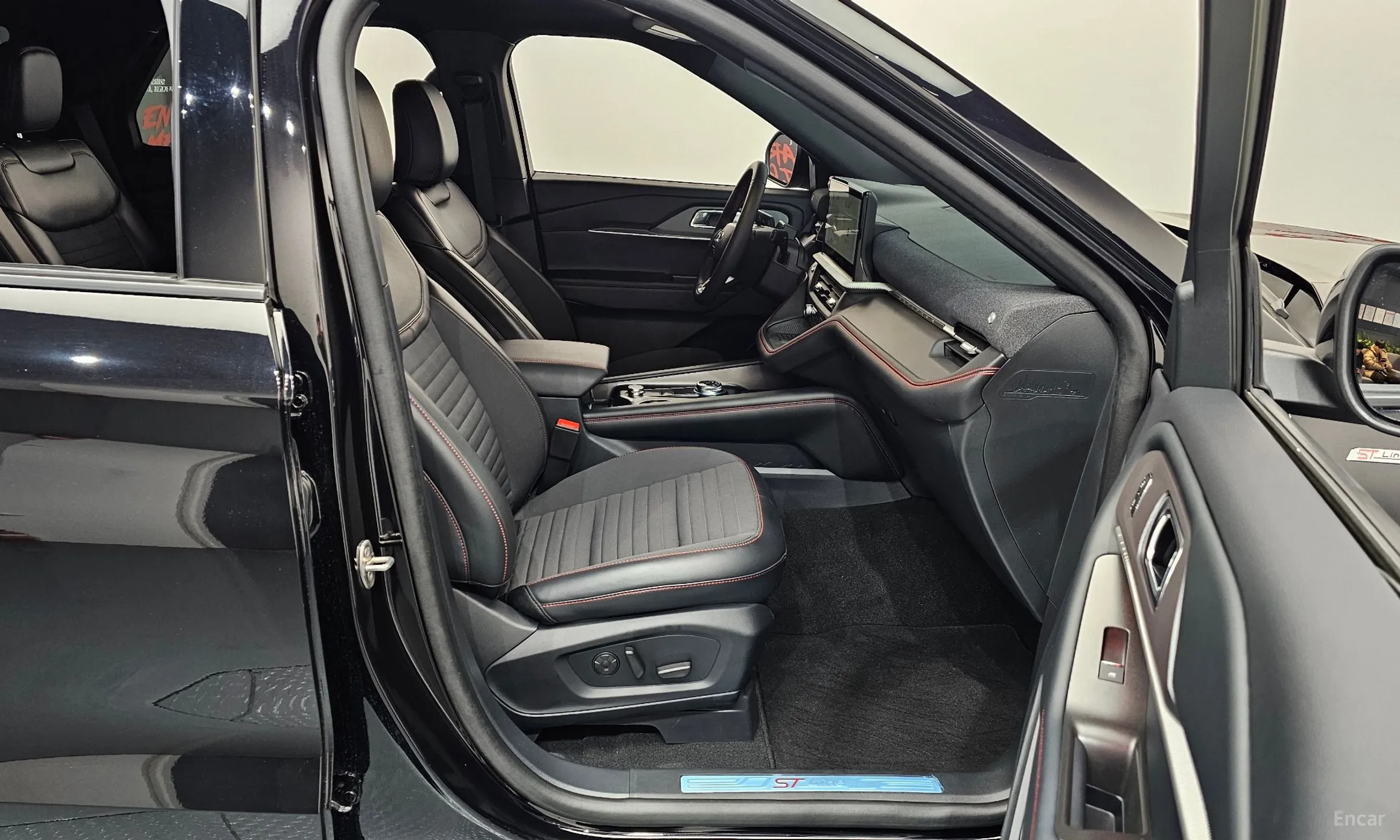 Ford Explorer 6th Generation превью 11