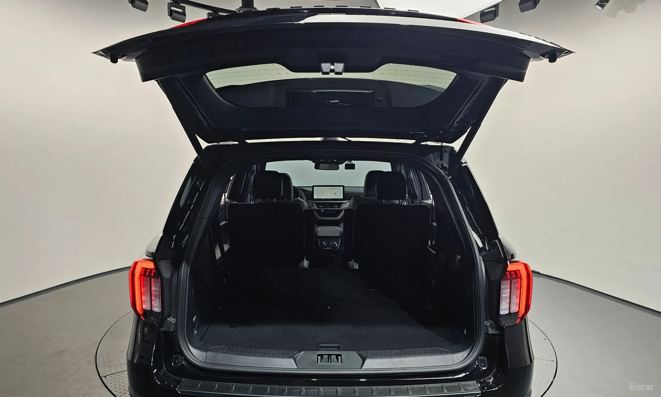 Ford Explorer 6th Generation превью 20