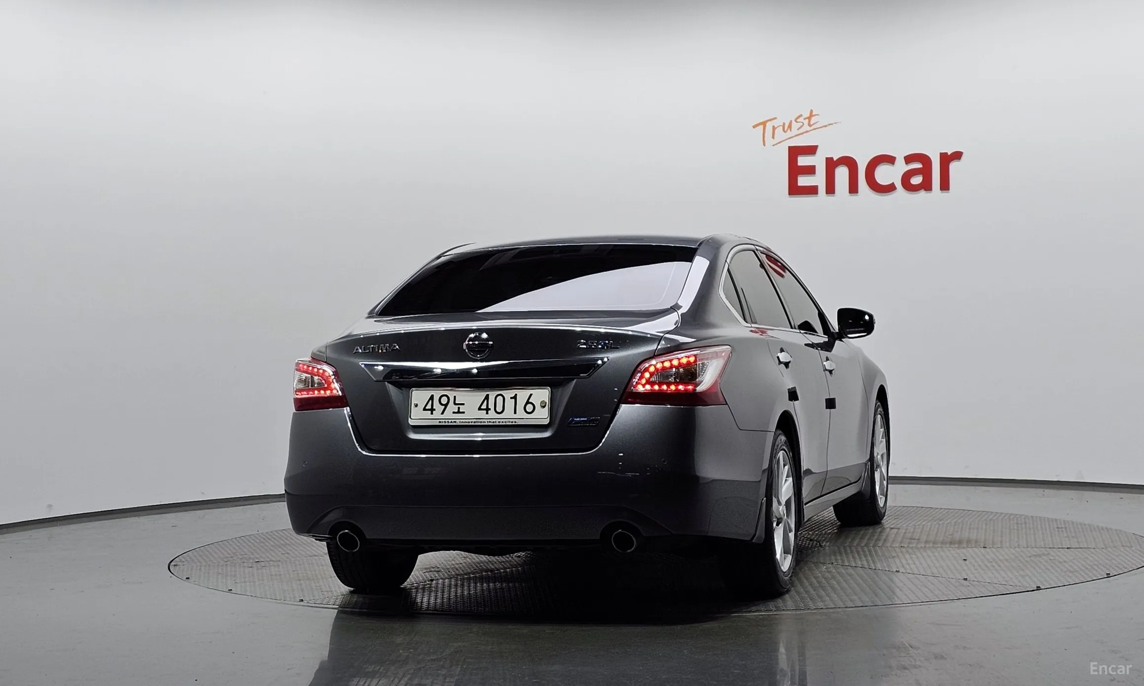 Nissan Altima превью 4