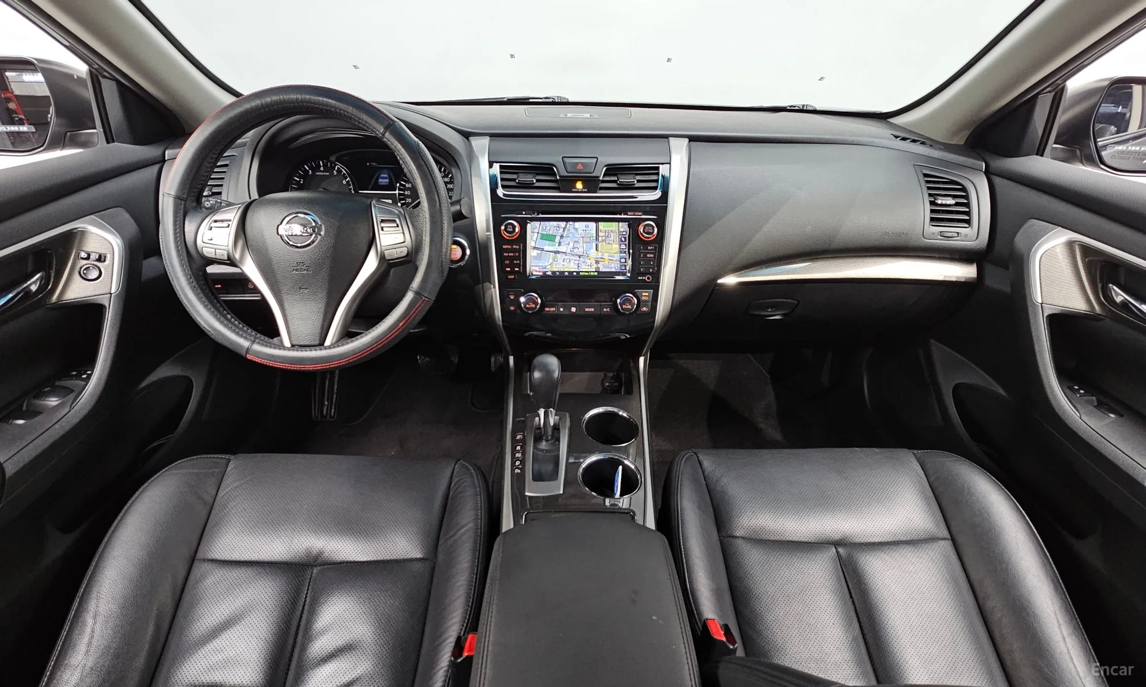 Nissan Altima превью 7