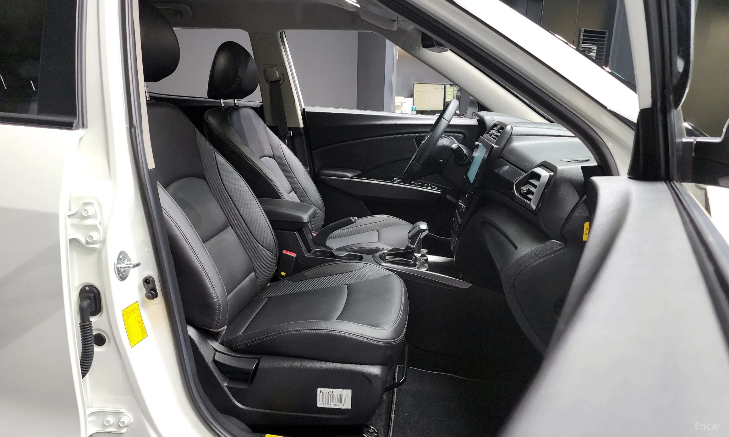 KG Mobility (SsangYong) Tivoli превью 11