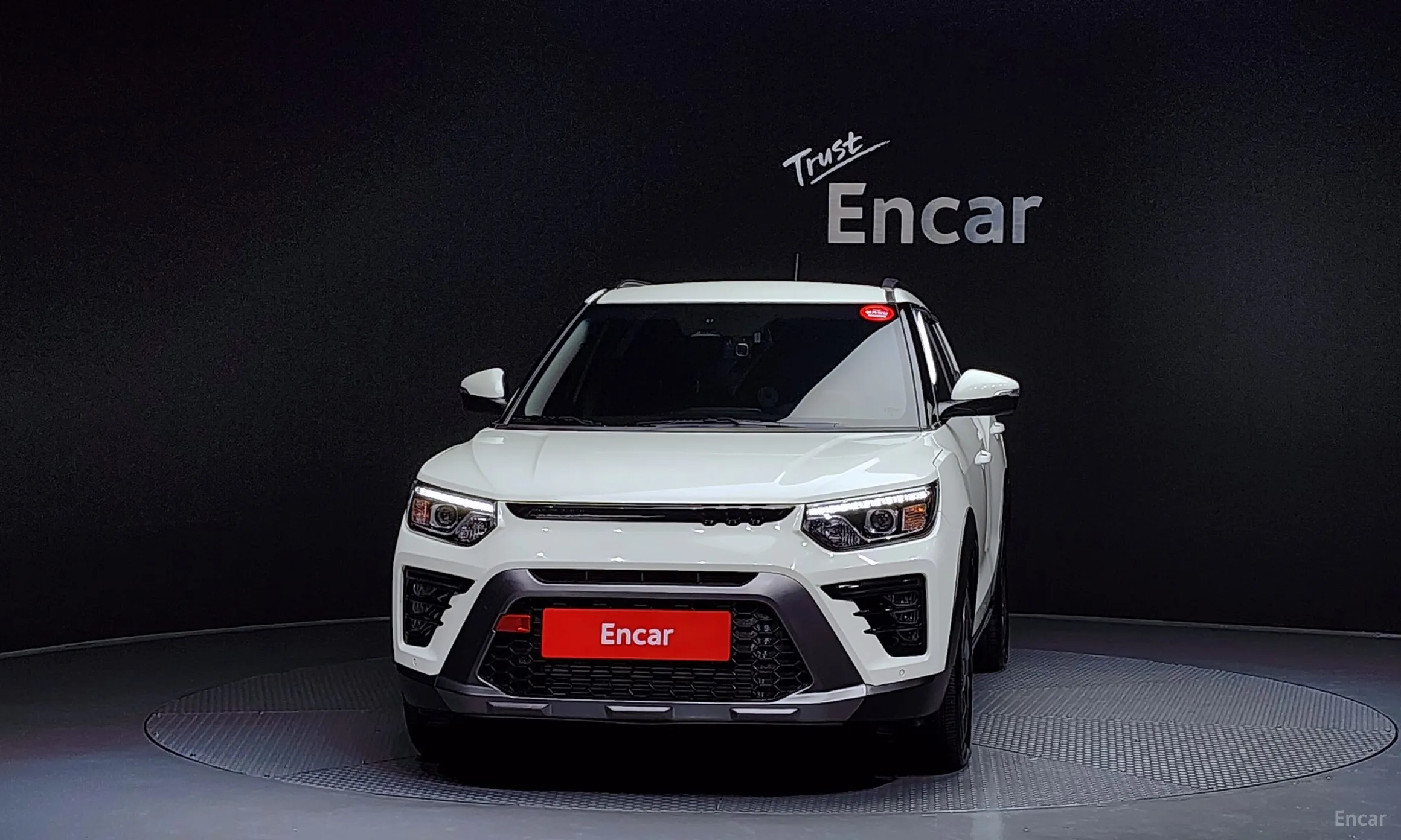 KG Mobility (SsangYong) Tivoli превью 3