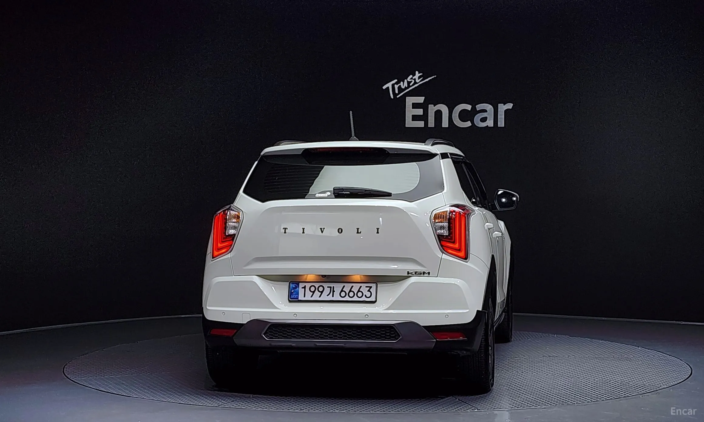 KG Mobility (SsangYong) Tivoli превью 4