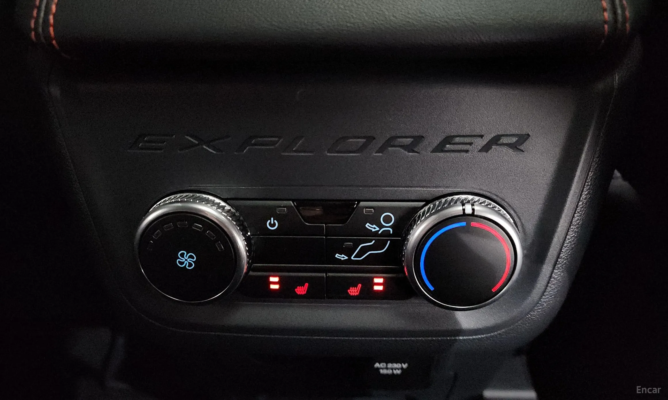 Ford Explorer 6th Generation превью 19