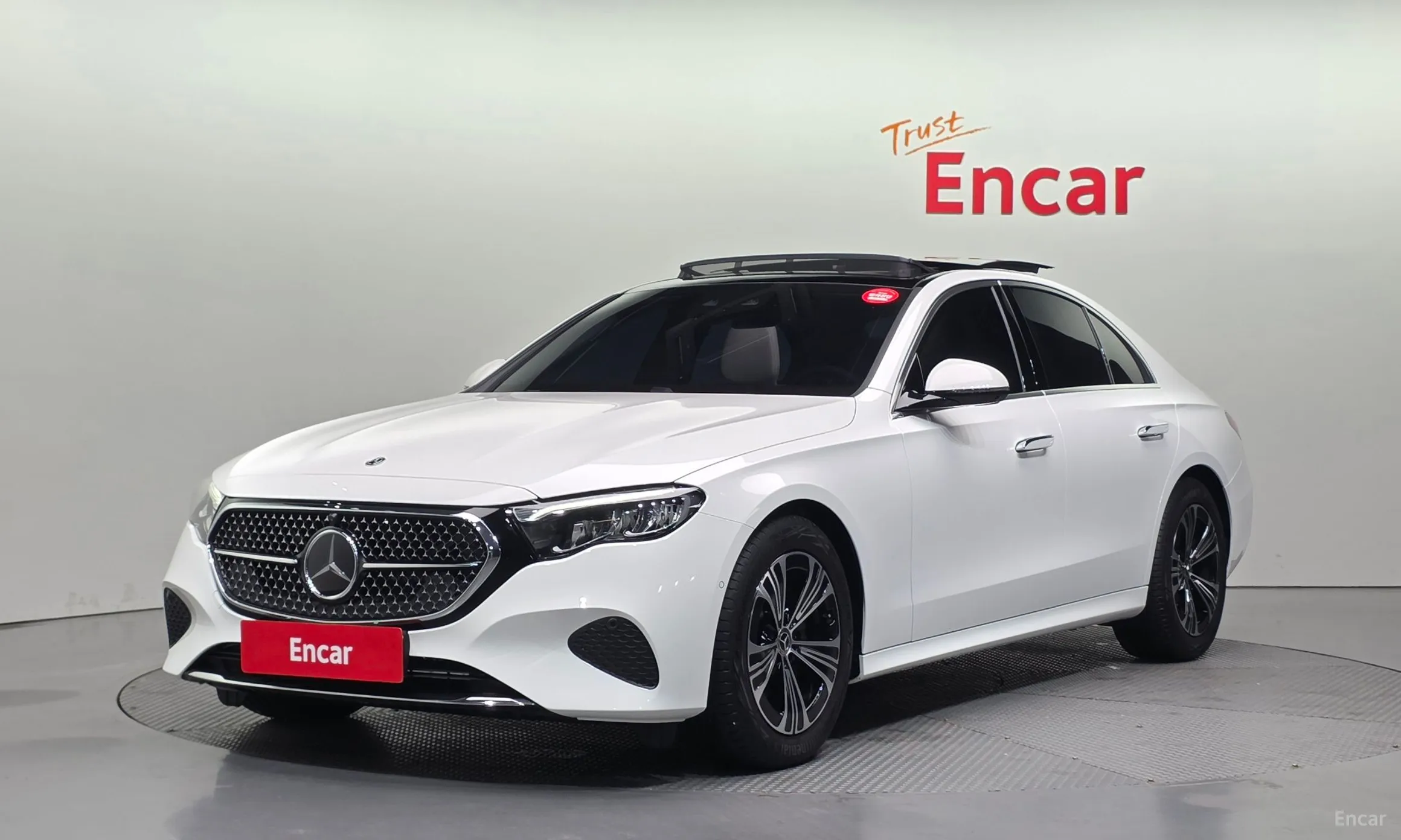 E-Class W214