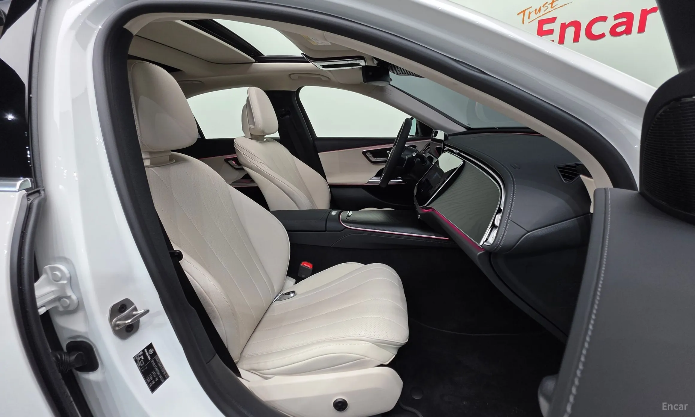 Mercedes Benz E-Class W214 превью 10