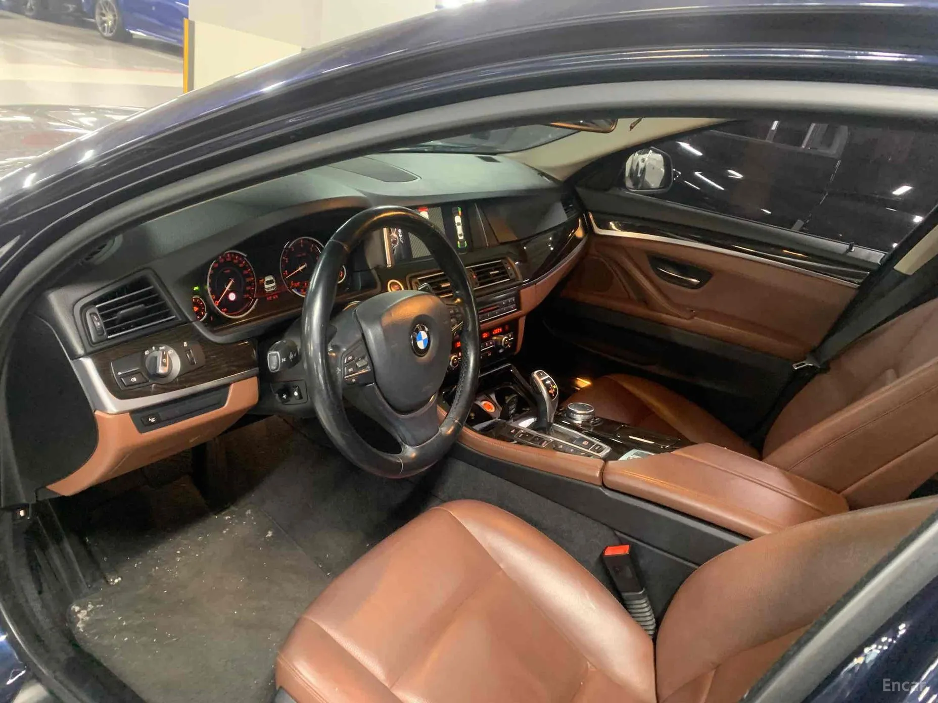 BMW 5 Series (F10) превью 6