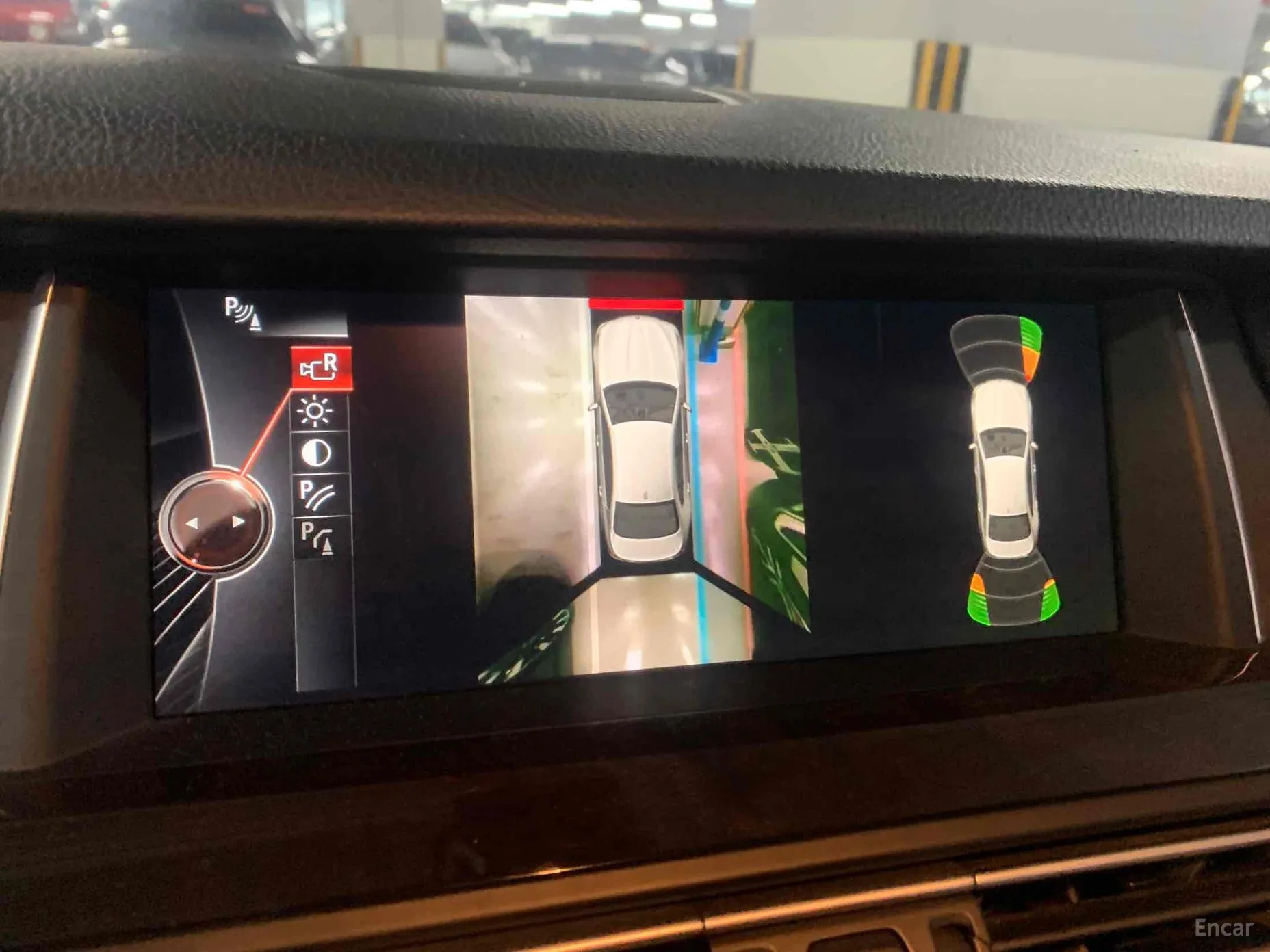 BMW 5 Series (F10) превью 8