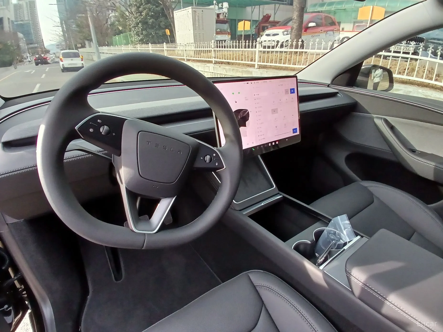 Tesla Model Y превью 11