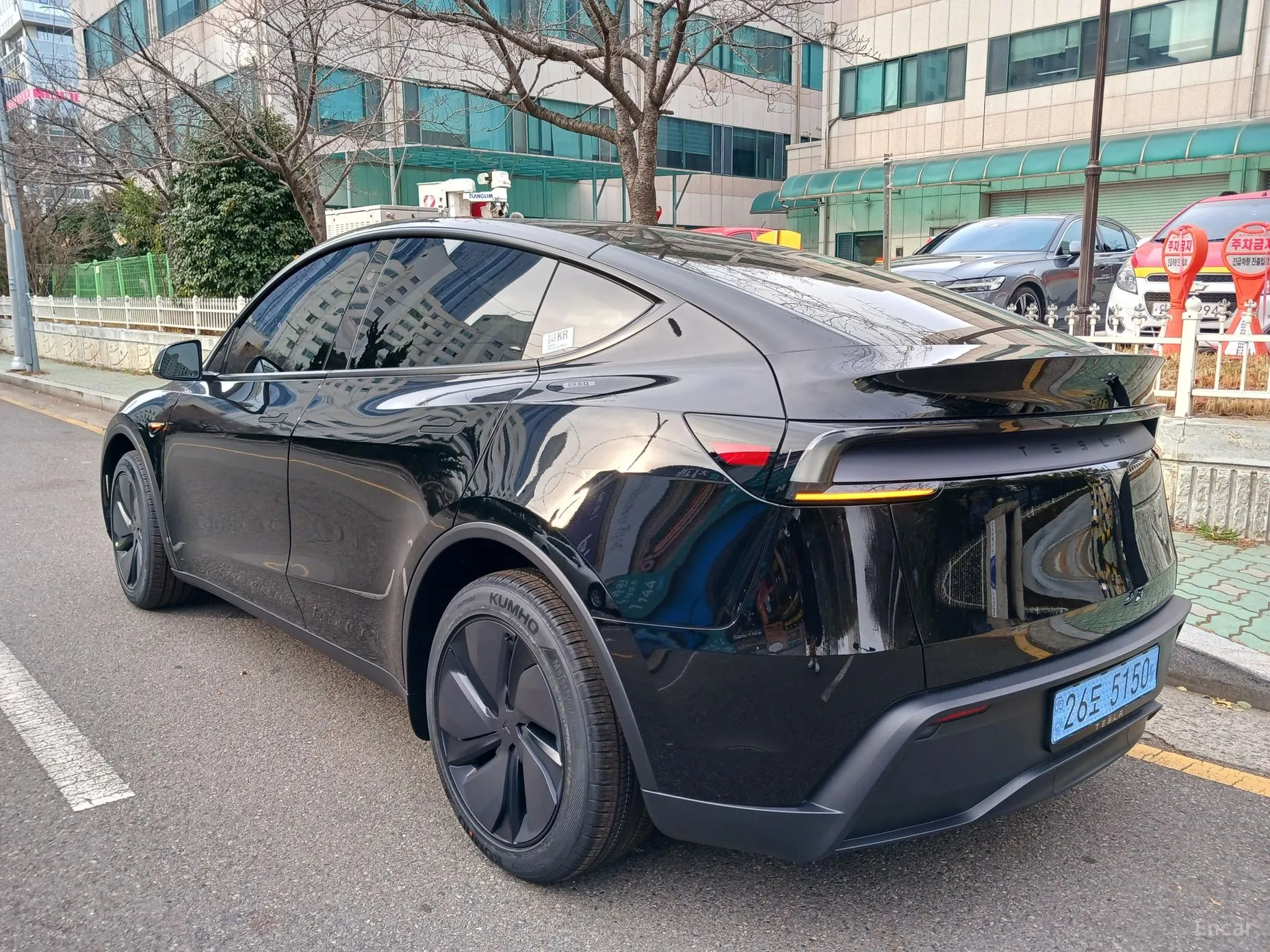 Tesla Model Y превью 4