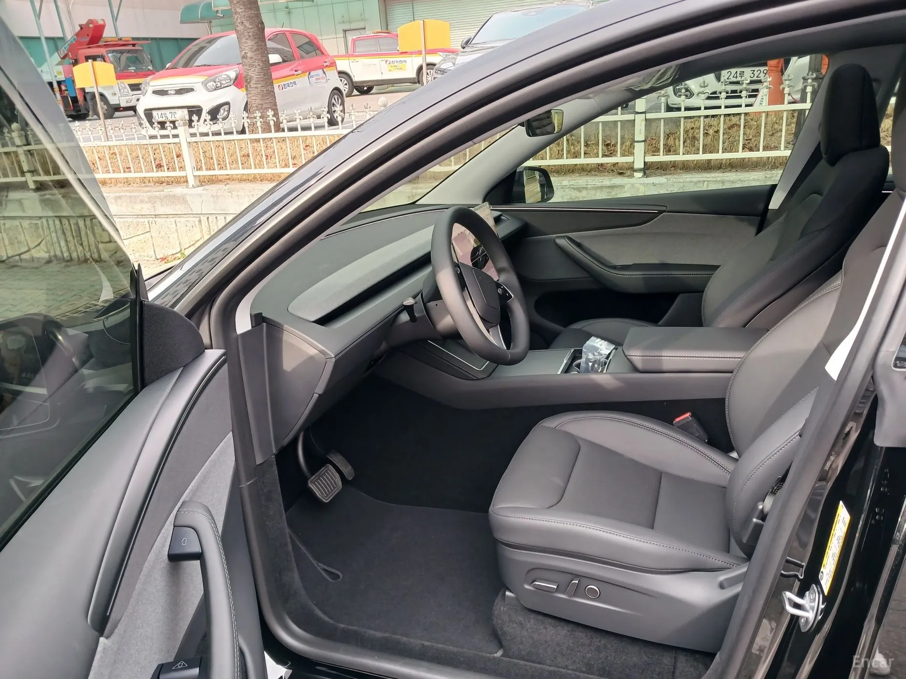 Tesla Model Y превью 9