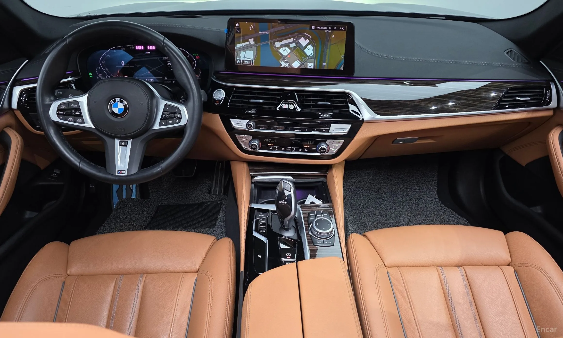 BMW 5 Series (G30) превью 7