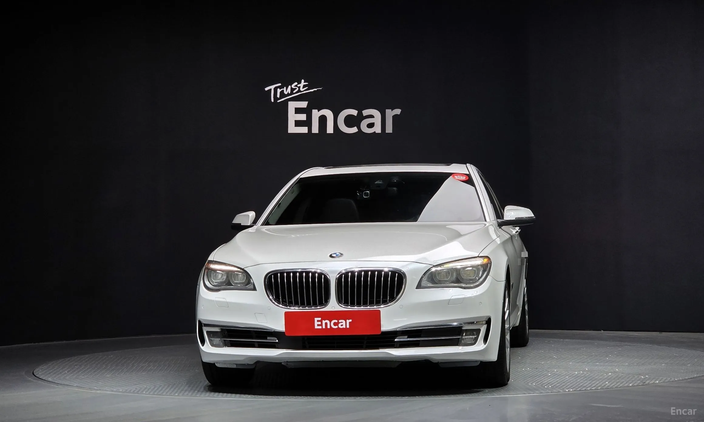 BMW 7 Series (F01) превью 3