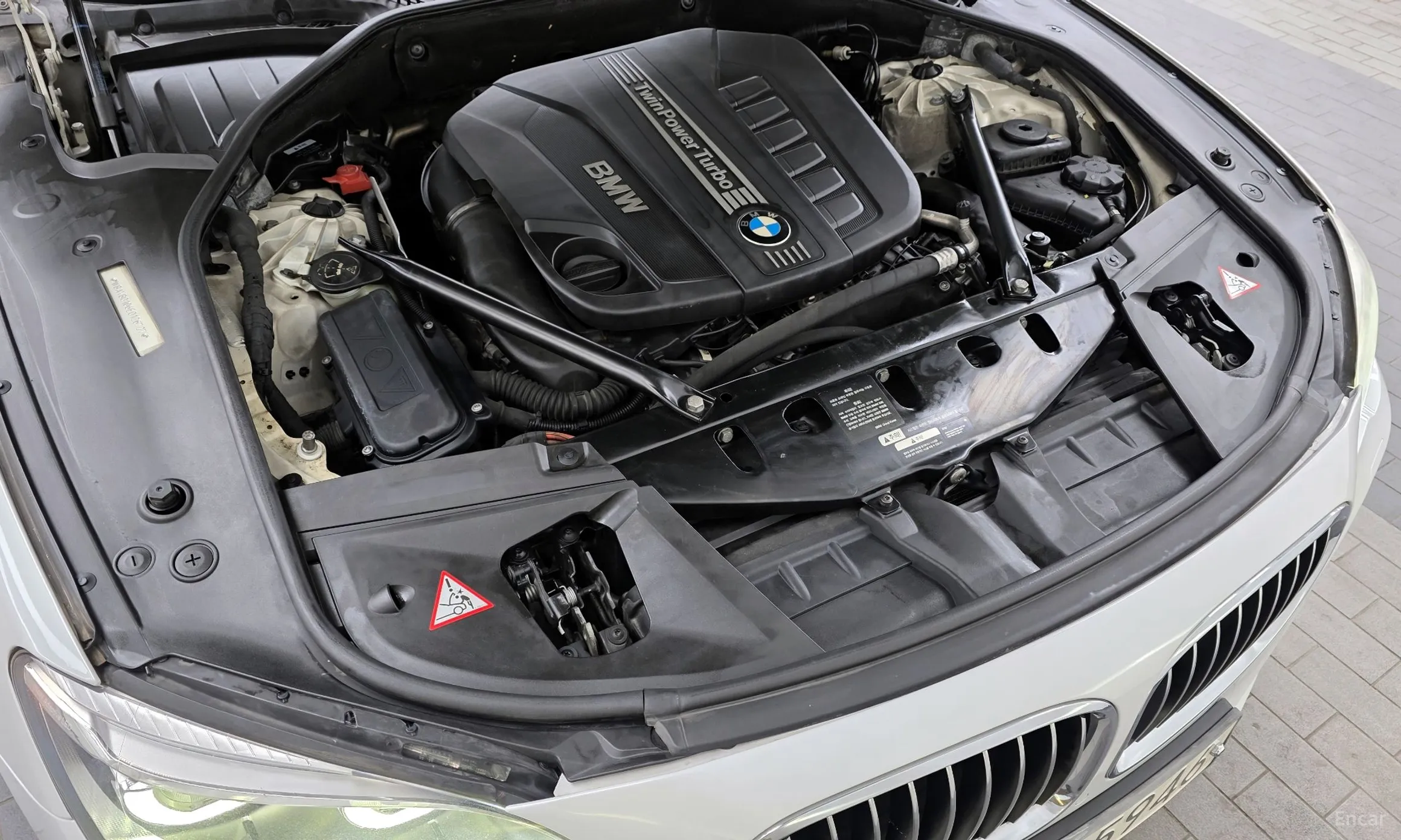 BMW 7 Series (F01) превью 6