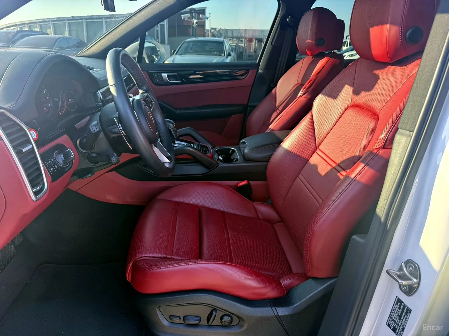 Porsche Cayenne (PO536) превью 7
